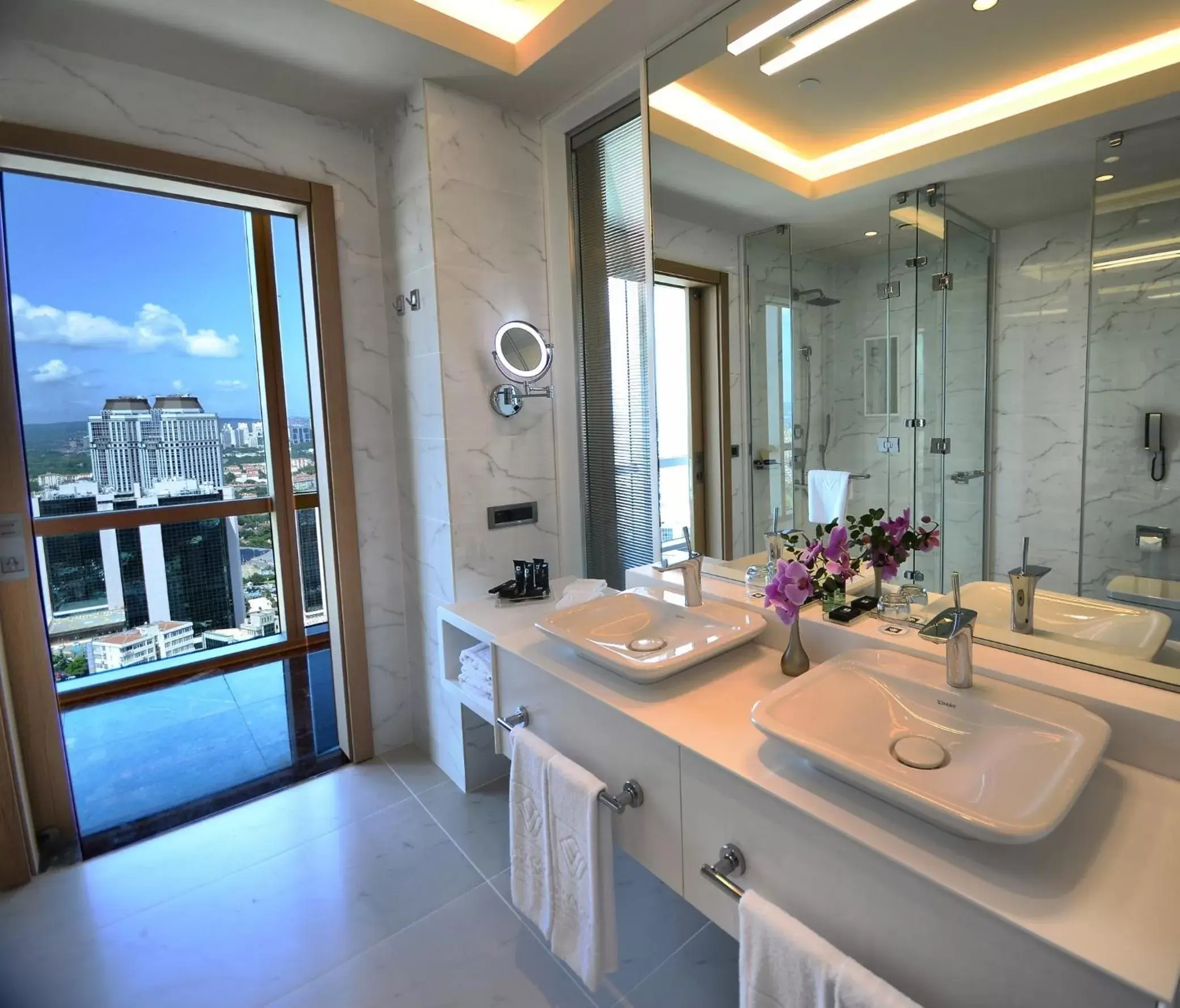 Bathroom in Wyndham Grand Istanbul Levent
