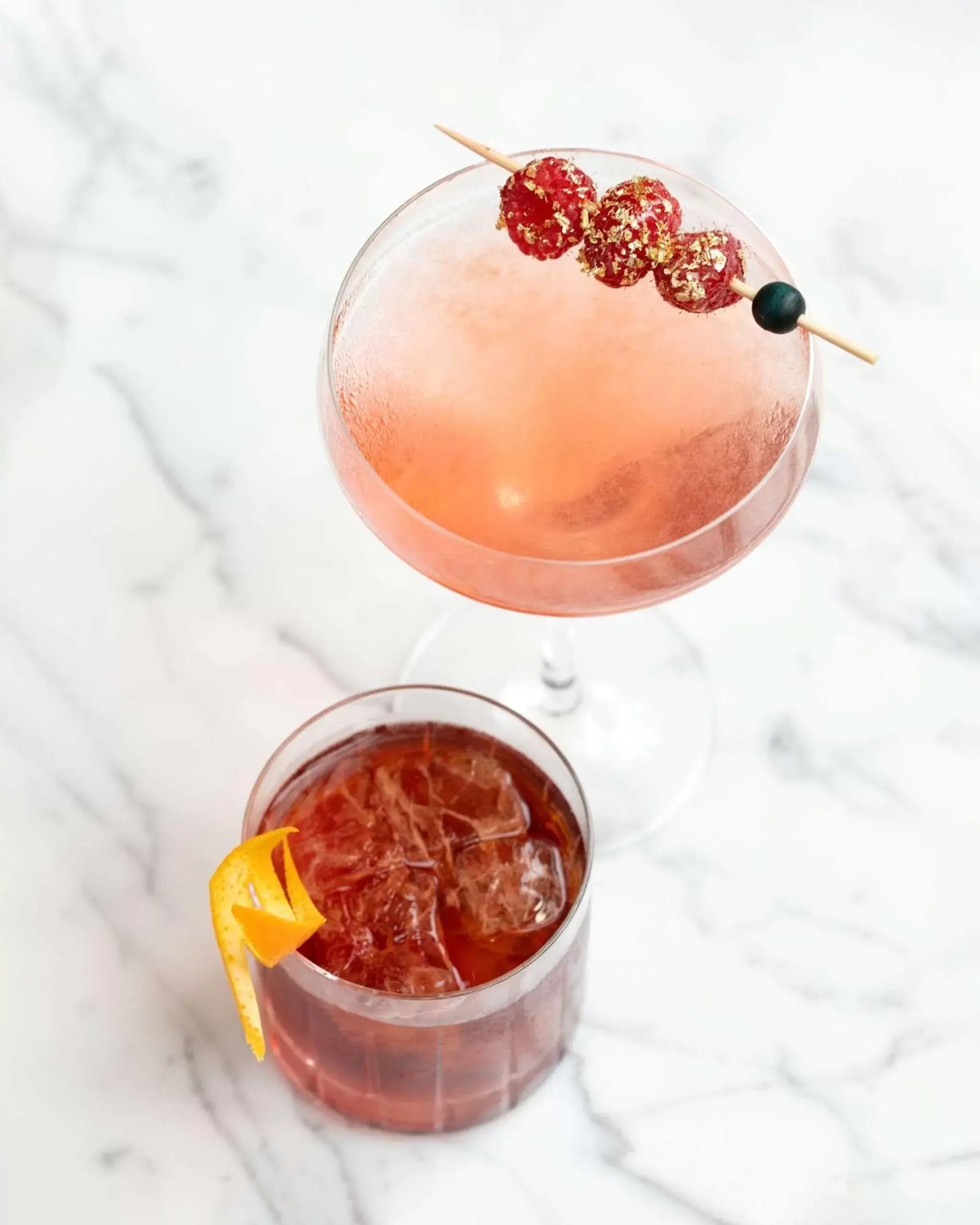 Lounge or bar in Shangri-La Toronto Lounge or bar in Shangri-La Toronto