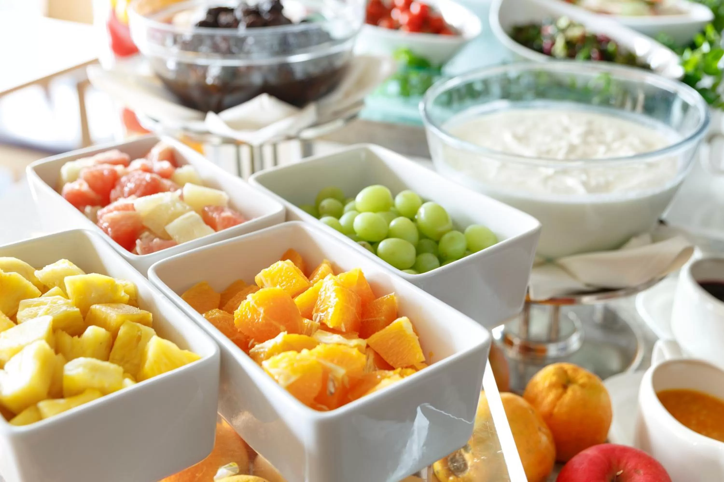 Food in Haneda Excel Hotel Tokyu Haneda Airport Terminal 2