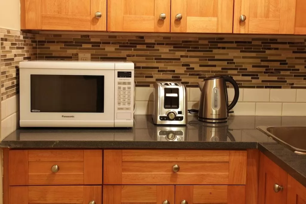 Kitchen or kitchenette, Kitchen/Kitchenette in Cherry Tree Inn