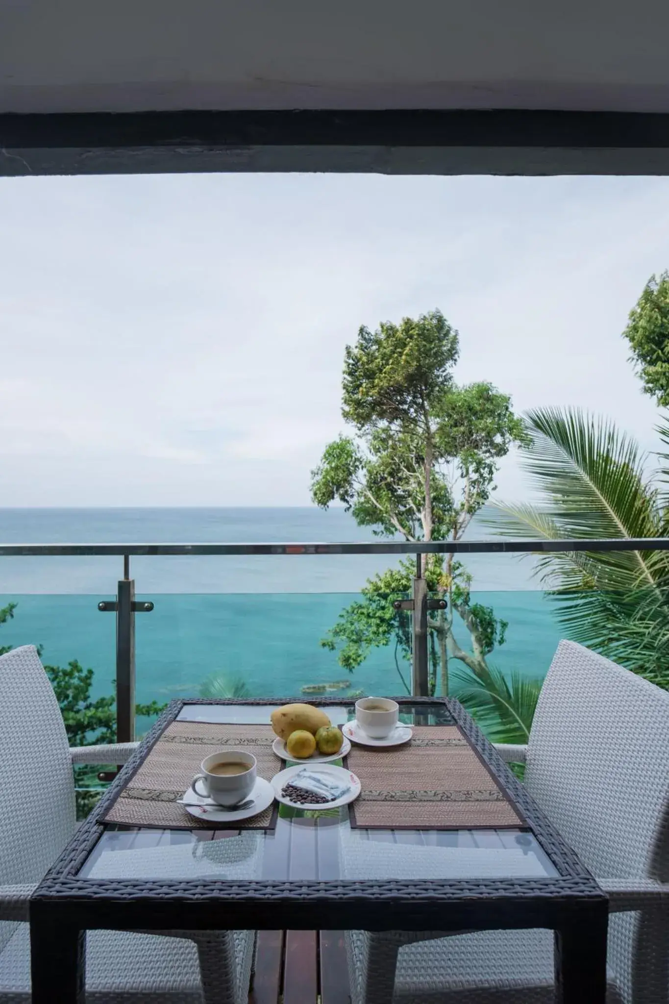 Patio in Cliff Lanta Suite-Koh Lanta Krabi