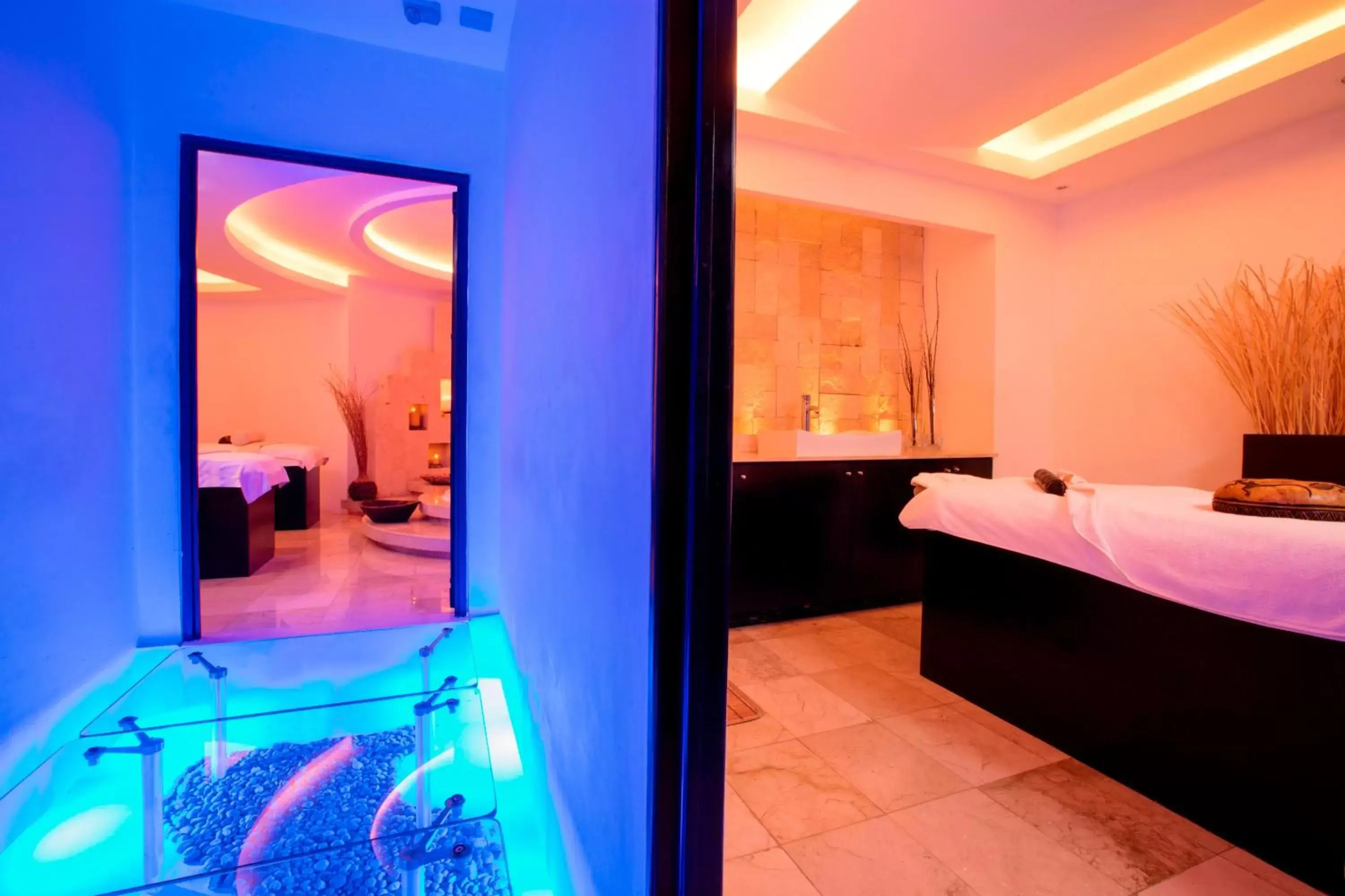 Massage, Bed in Altitude at Krystal Grand Cancun - All Inclusive