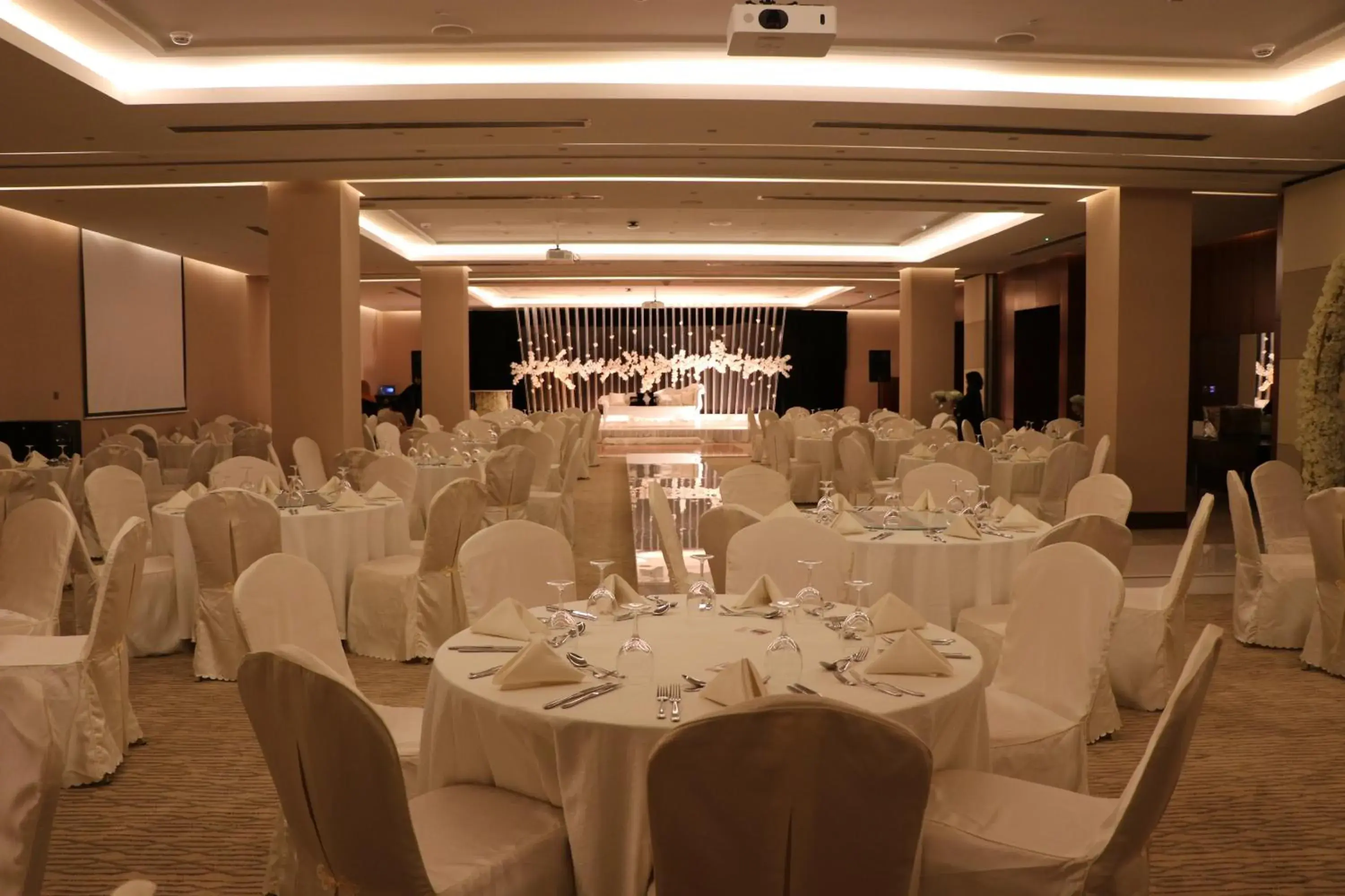 Banquet/Function facilities, Banquet Facilities in Levatio Hotel Muscat