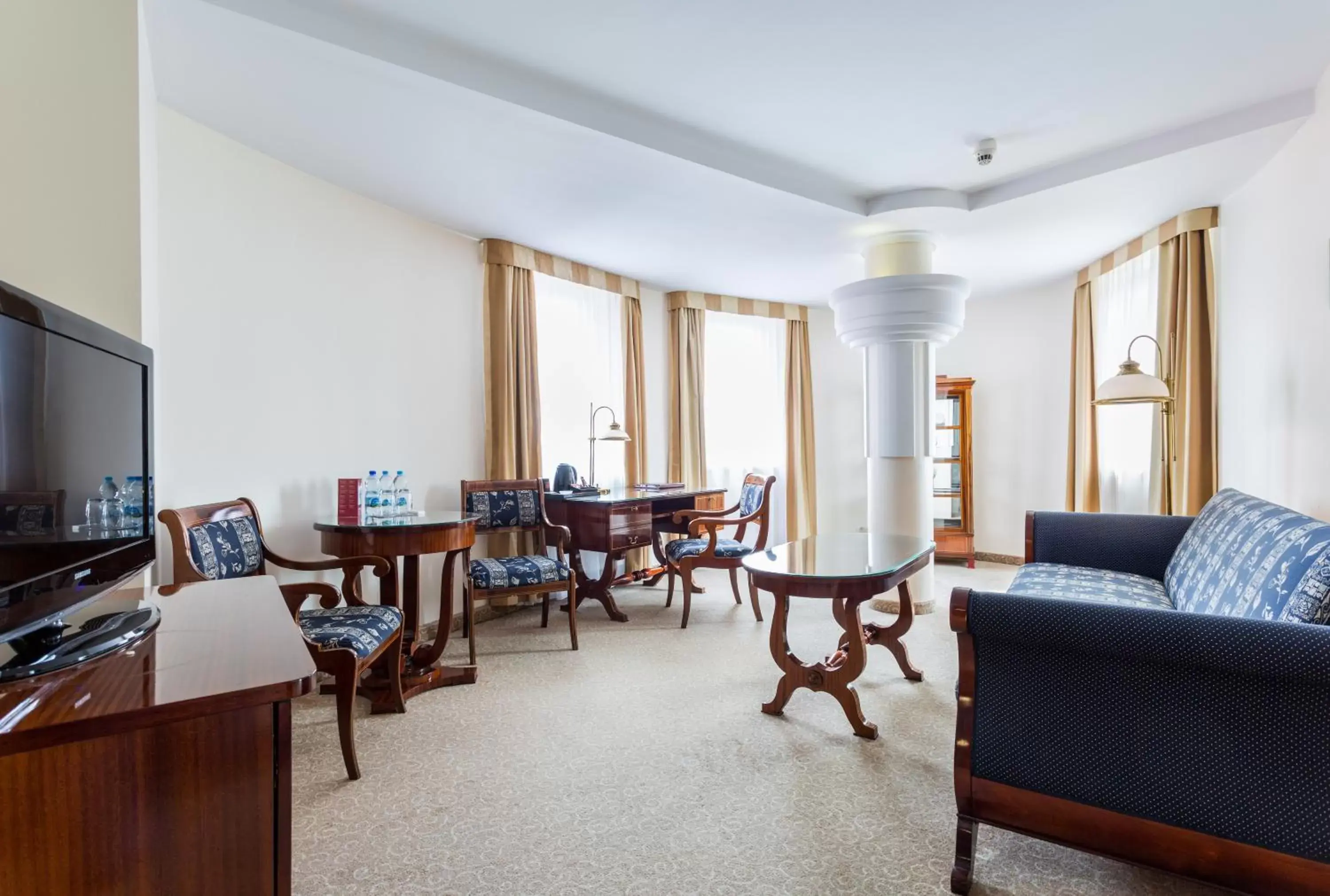 Living room, Seating Area in Qubus Hotel Wrocław