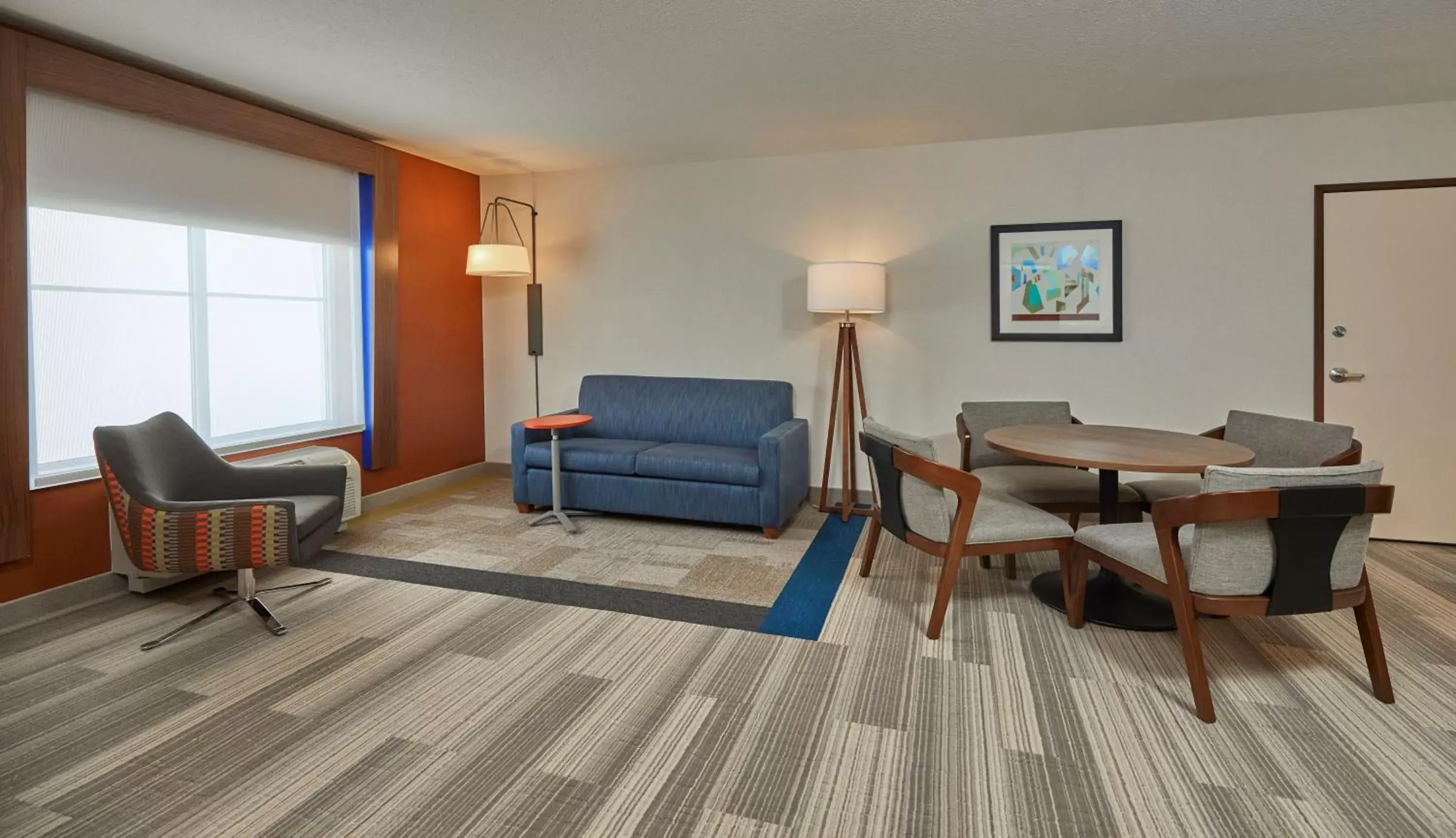 Living room, Seating Area in Holiday Inn Express : Eugene - Springfield, an IHG Hotel