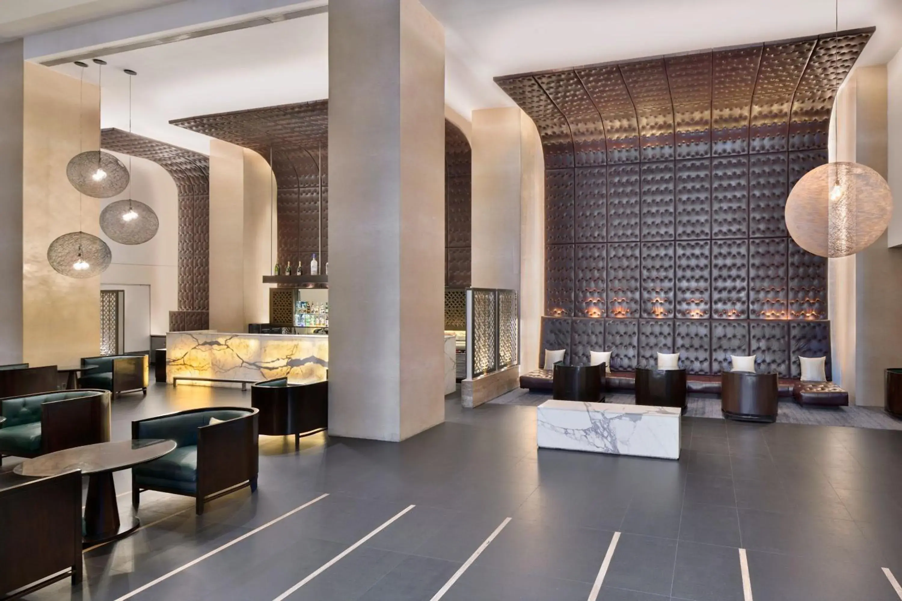 Lounge or bar, Restaurant/Places to Eat in The Westin Hyderabad Mindspace