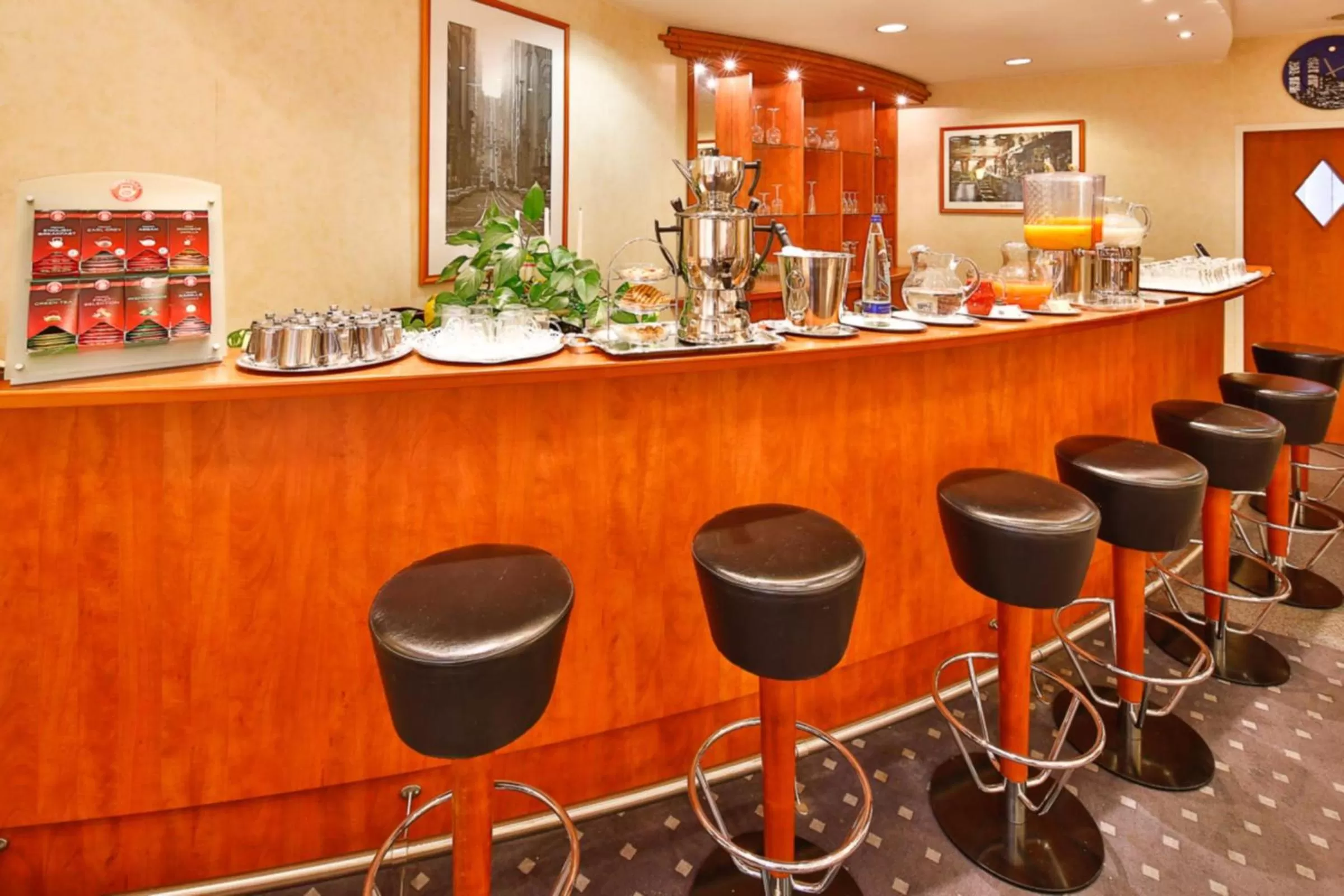 Restaurant/places to eat in Superior Hotel Präsident