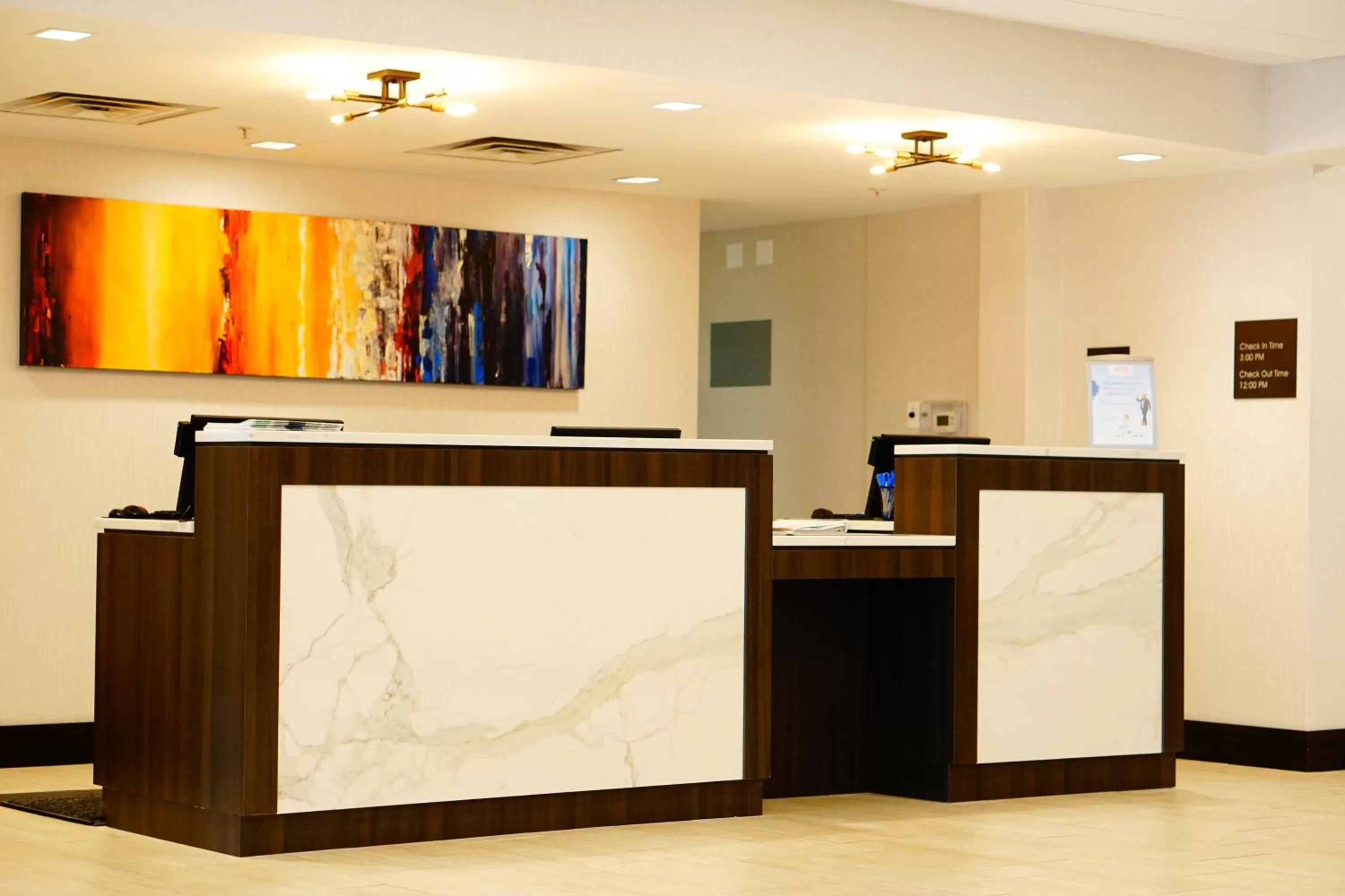 Lobby or reception in Wyndham Chicago O'Hare