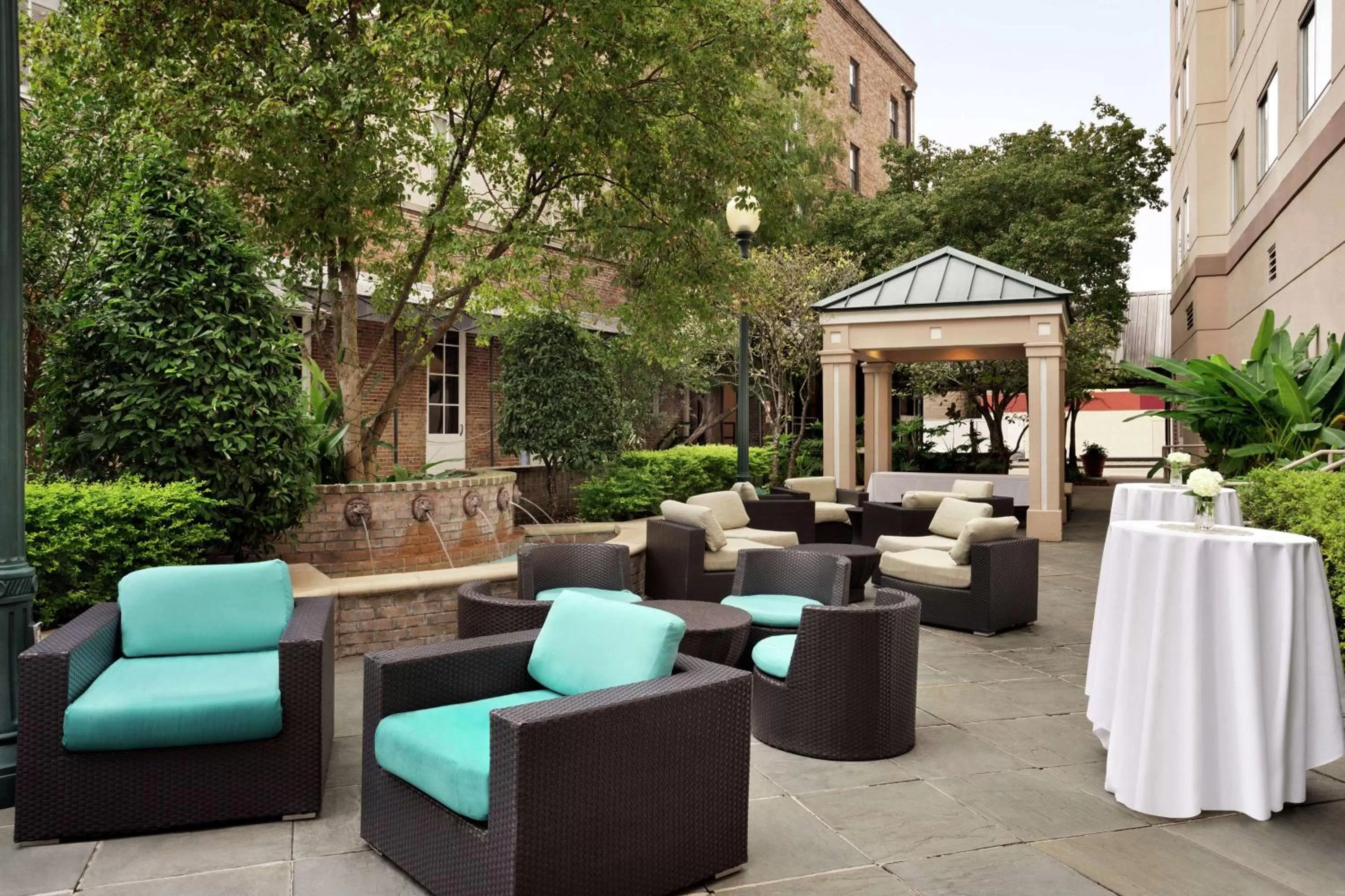 Inner courtyard view in Hilton Garden Inn New Orleans Convention Center