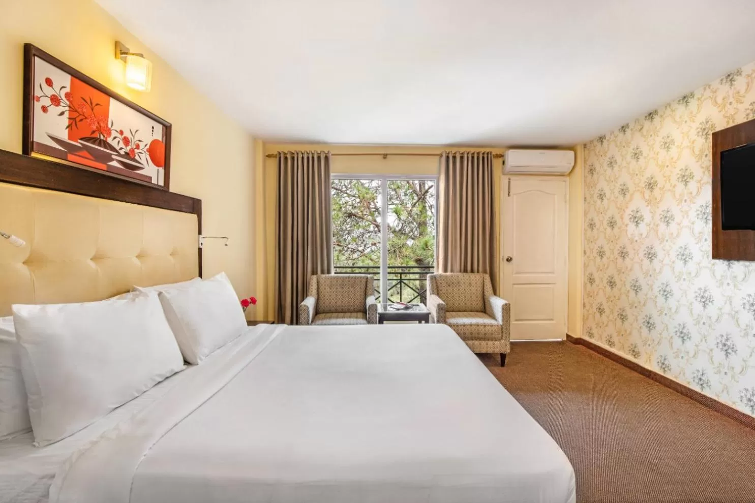 View (from property/room), Bed in Country Inn Maple Resort Chail