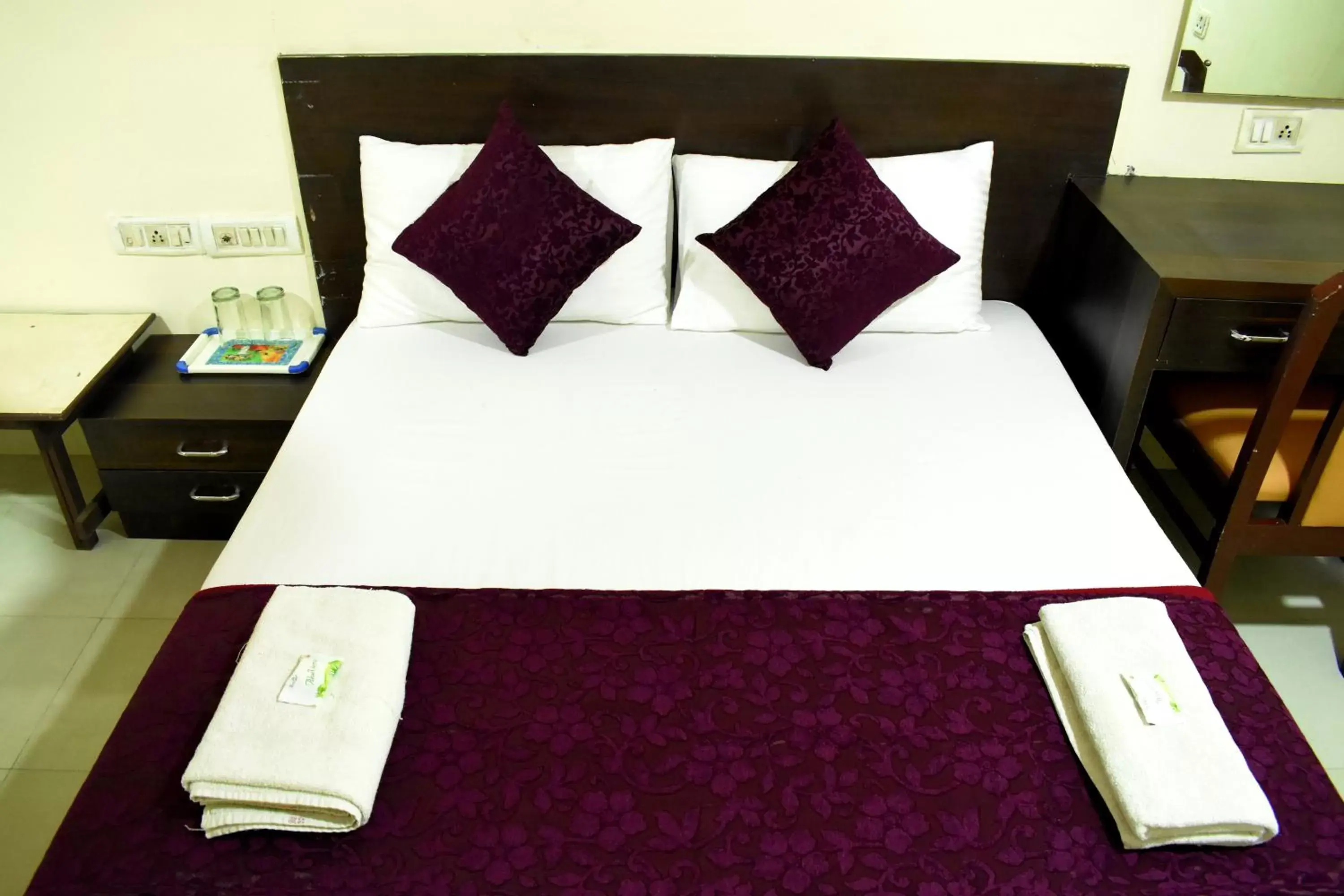 Bed in Sai Sharan Stay Inn- Near MIDC Turbhe Navi Mumbai