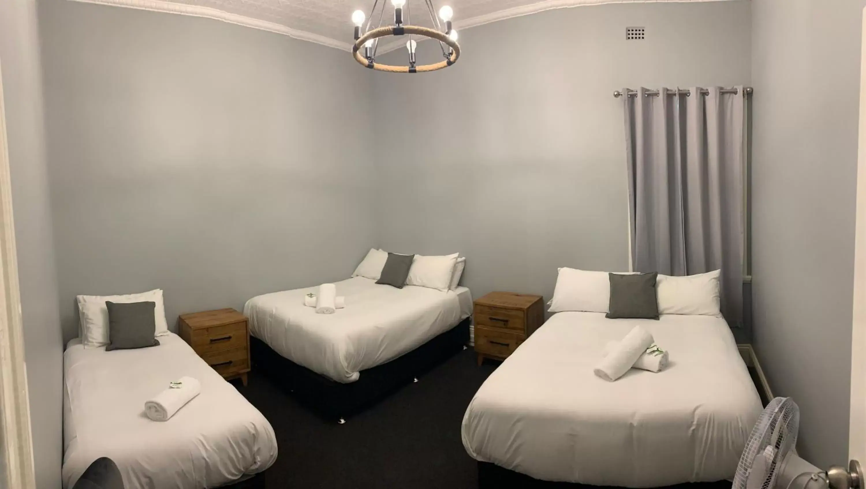 Bedroom, Bed in Abermain Hotel