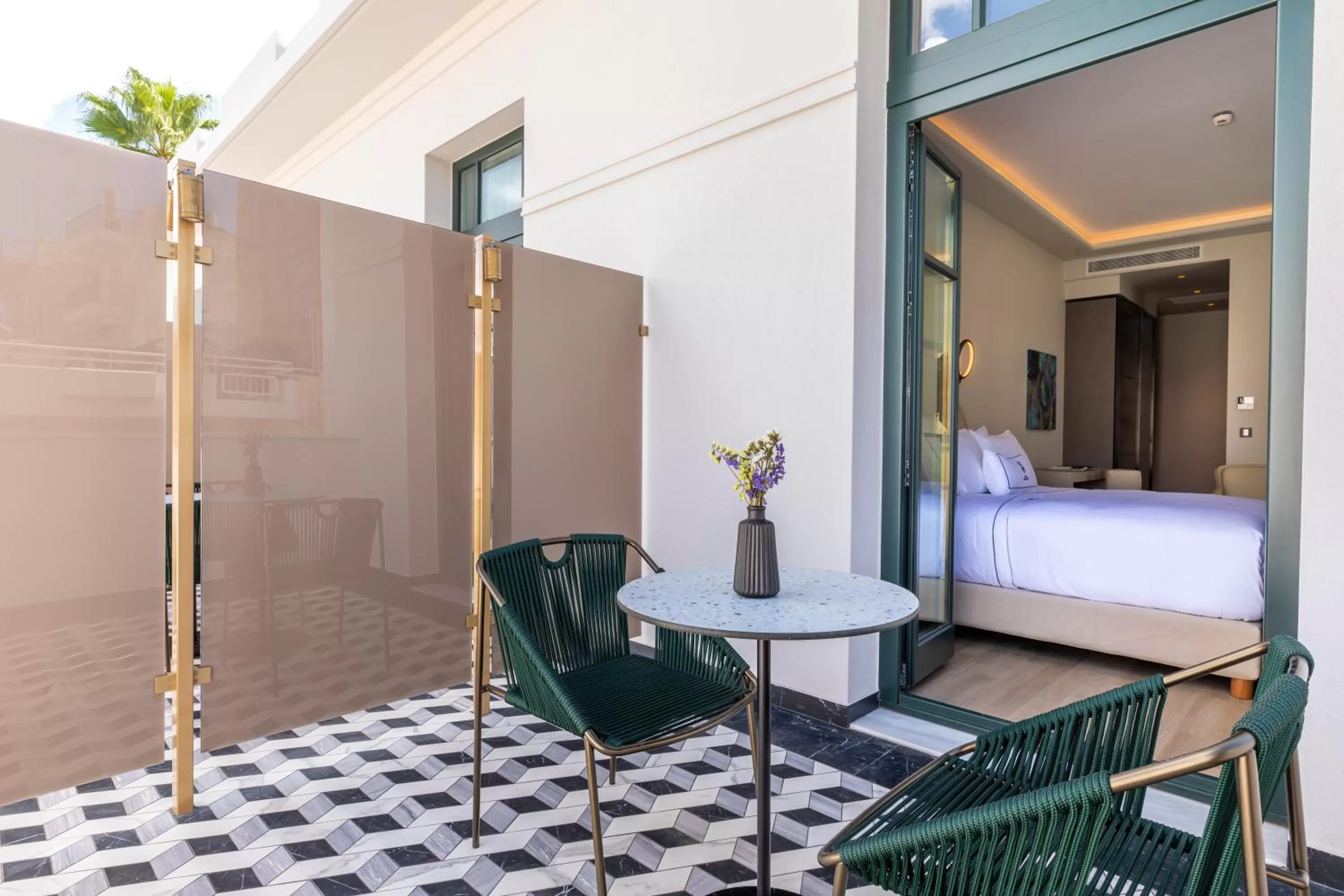 Balcony/Terrace, Bed in Grand Hotel Kalamata