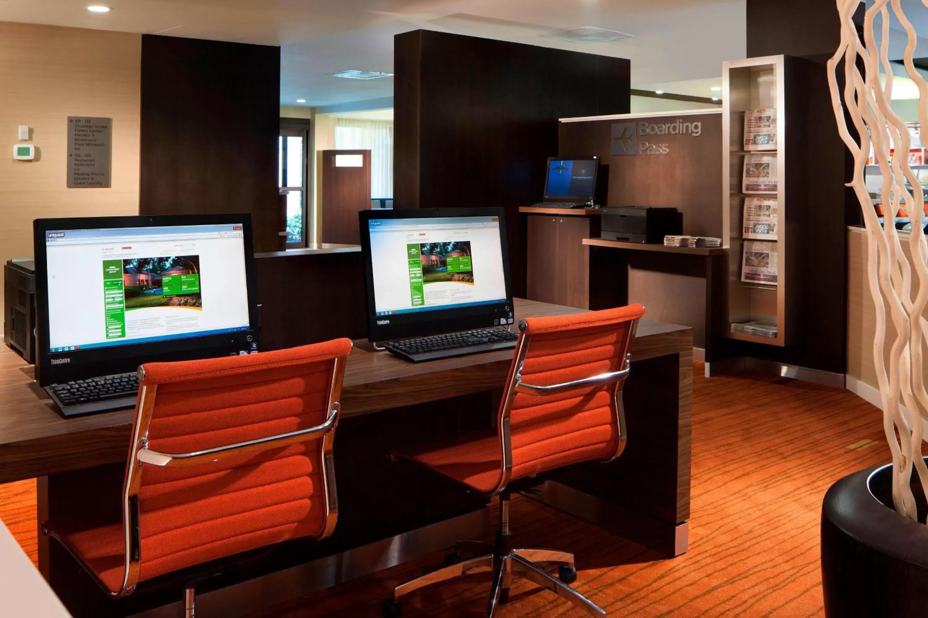 Business facilities, TV/Entertainment Center in Courtyard by Marriott Fort Lauderdale Plantation