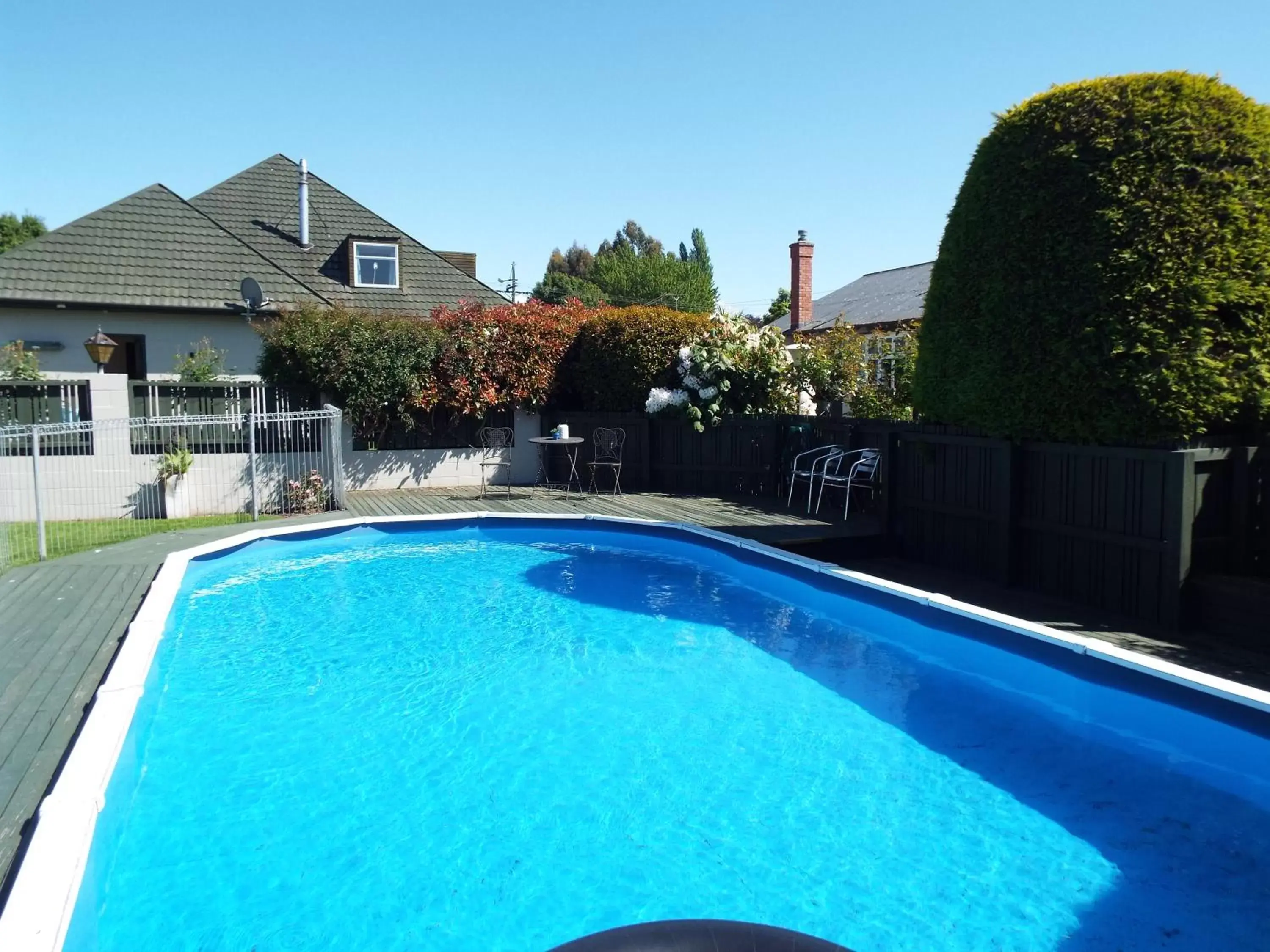 Property building, Swimming Pool in Andorra Motel