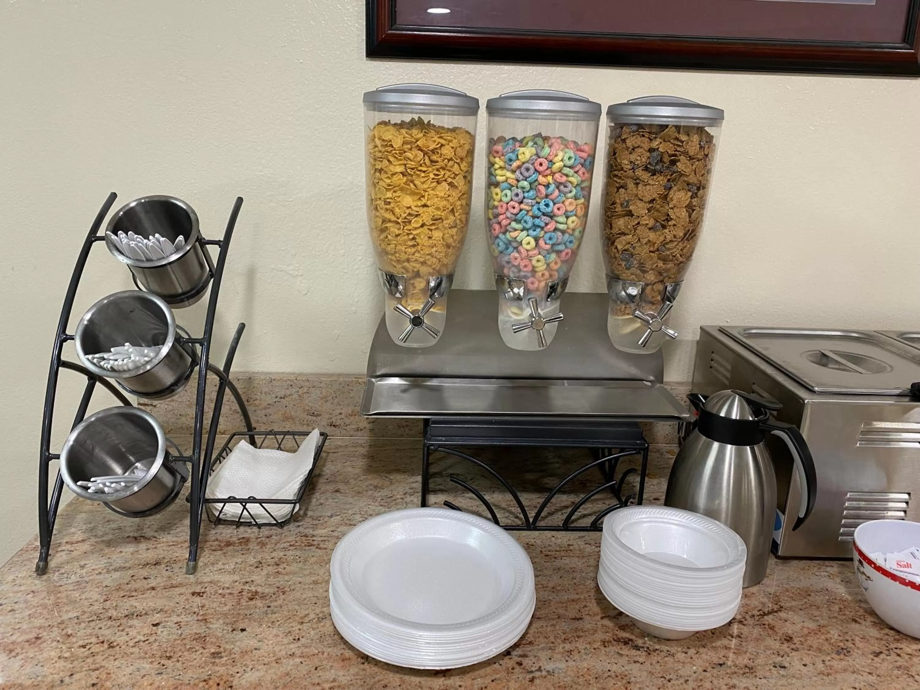 Breakfast in Regency Inn & Suites DFW