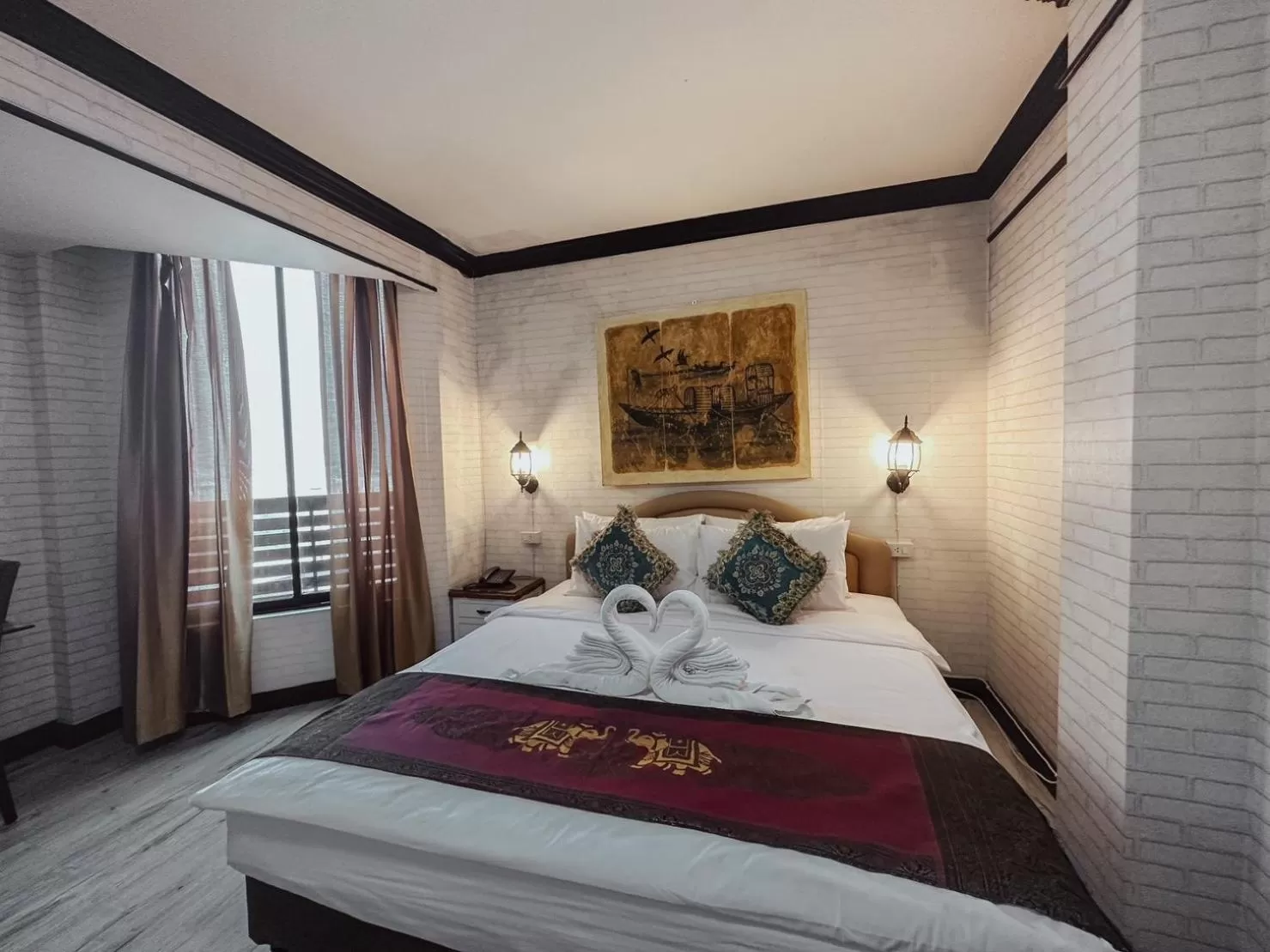 Bed in Hotel De Khuvieng