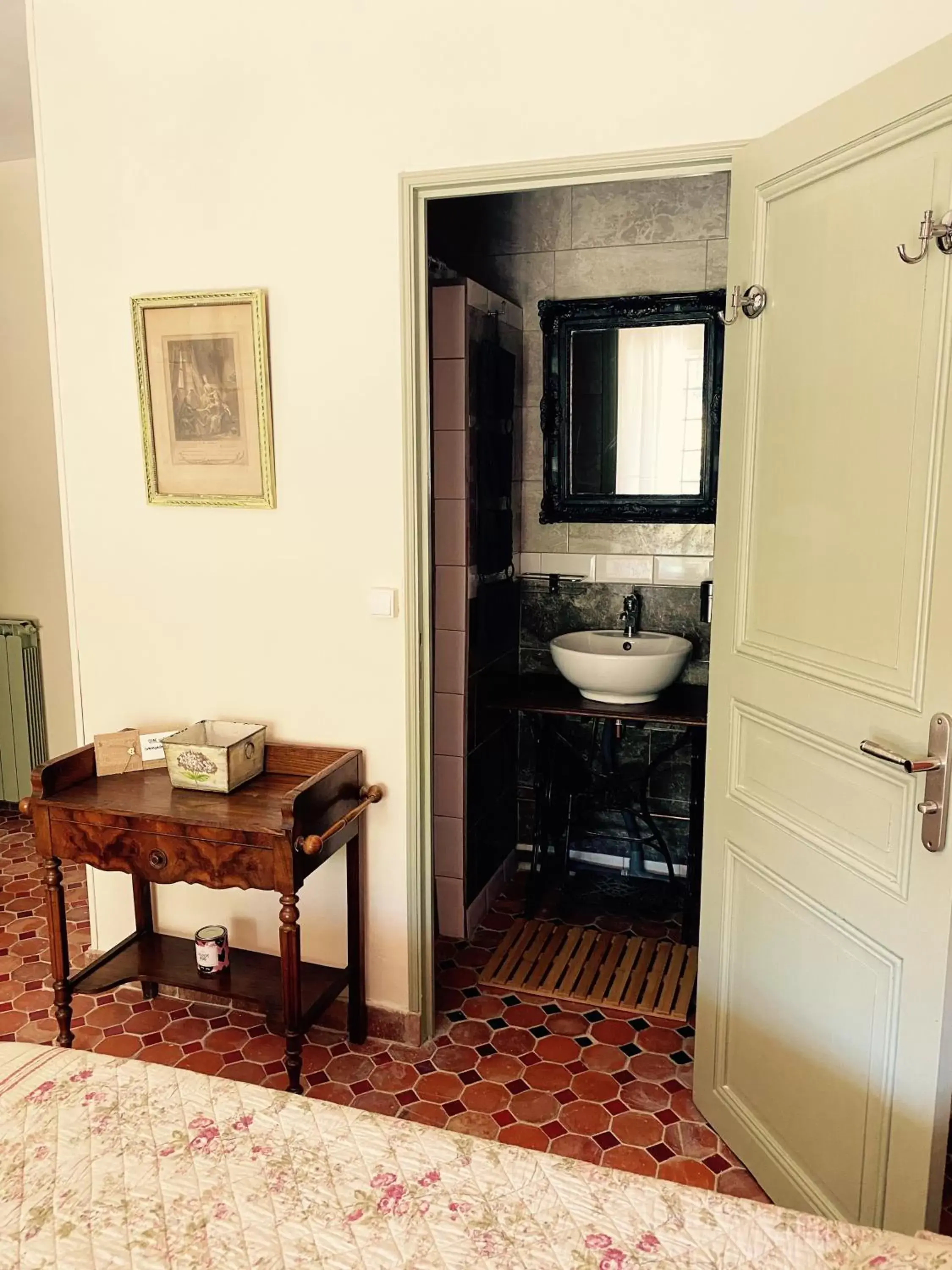 Bathroom in Domaine du Commandeur