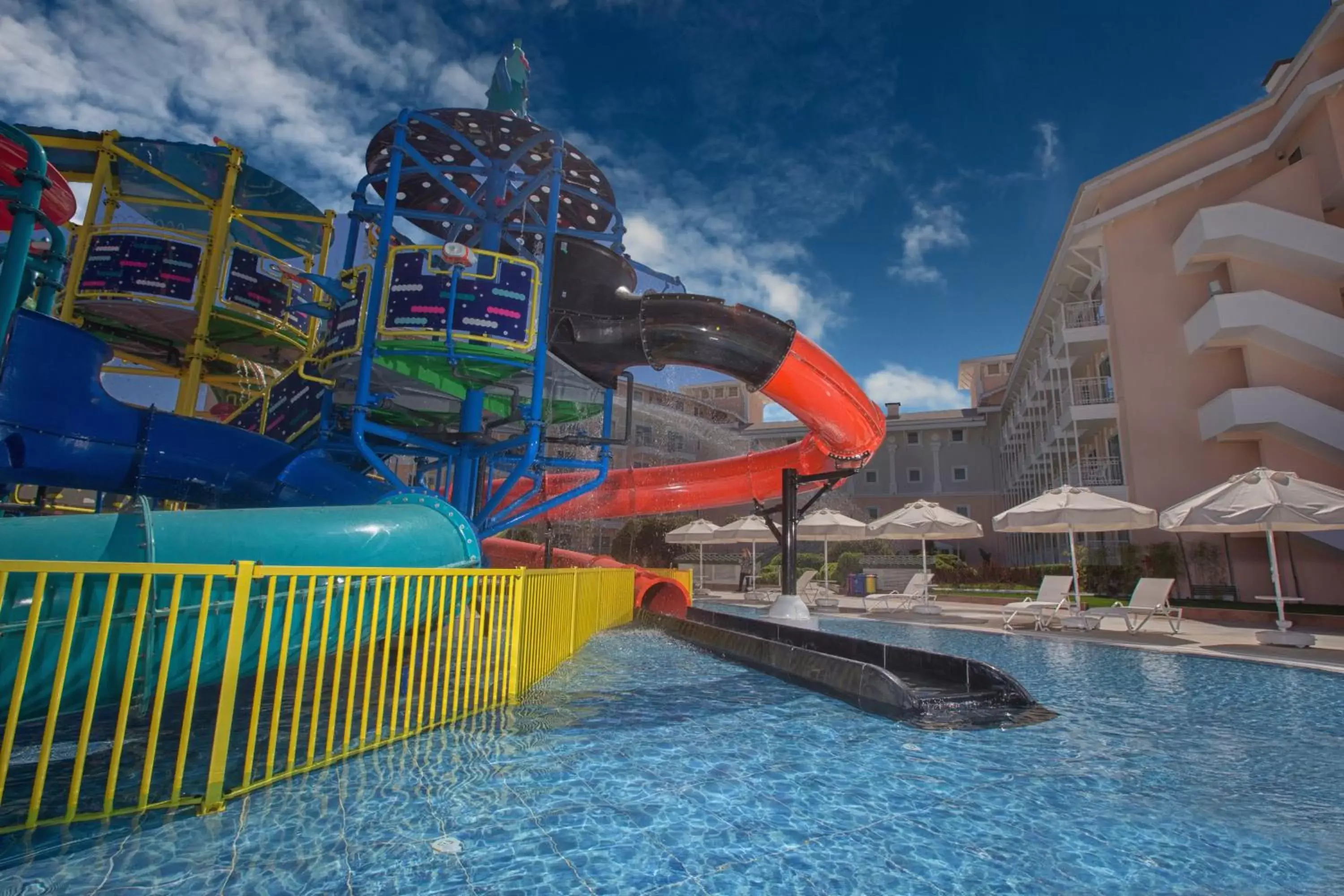 Swimming pool in Innvista Hotels Belek