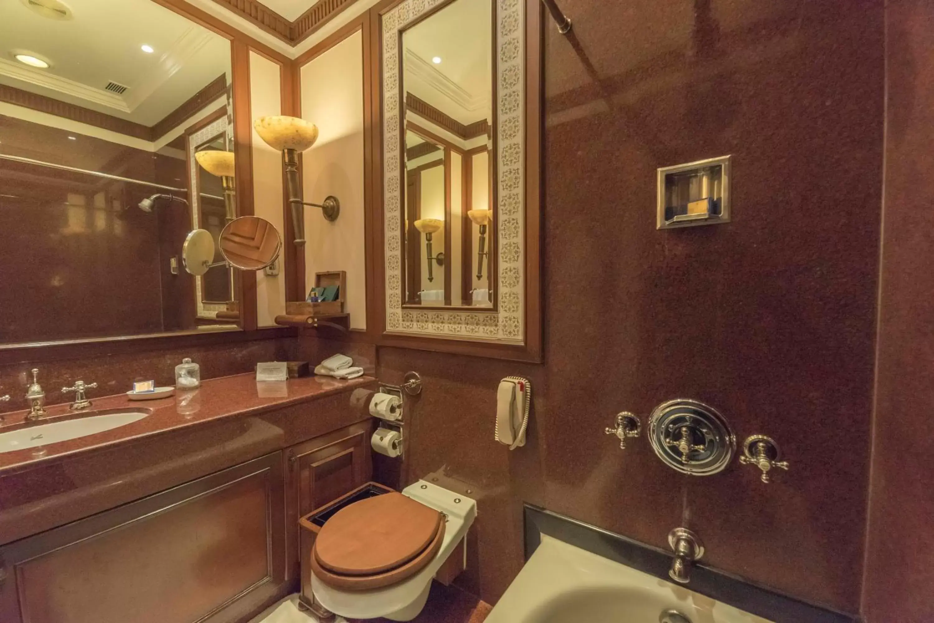 Bathroom in The Oberoi Grand Kolkata