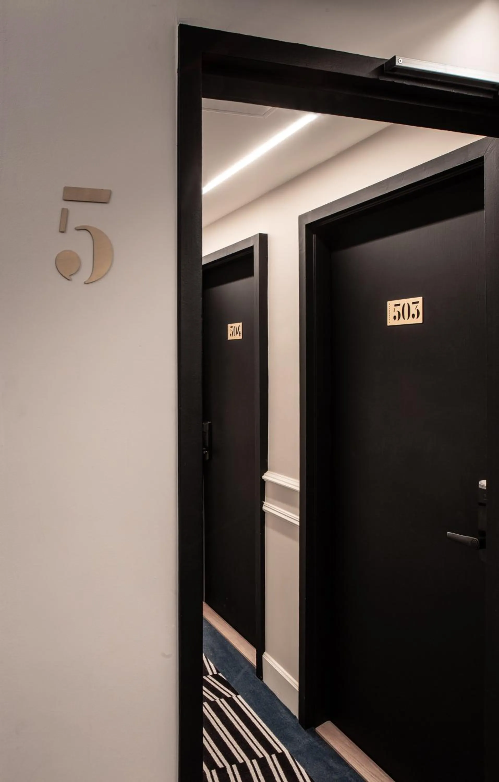 Lobby or reception, TV/Entertainment Center in ibis Styles Paris Gare du Nord TGV