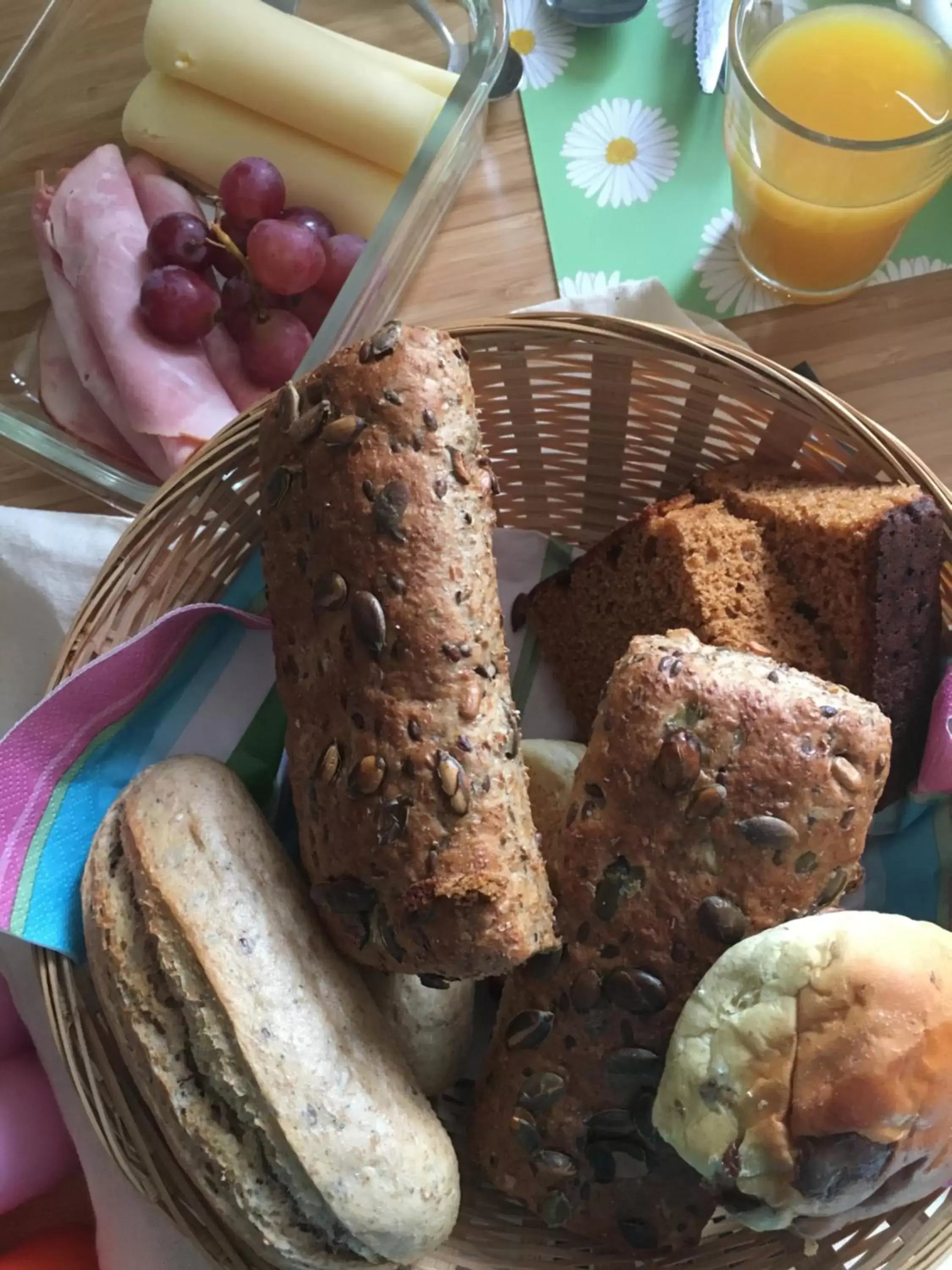 Continental breakfast, Food in B&B de Loeff