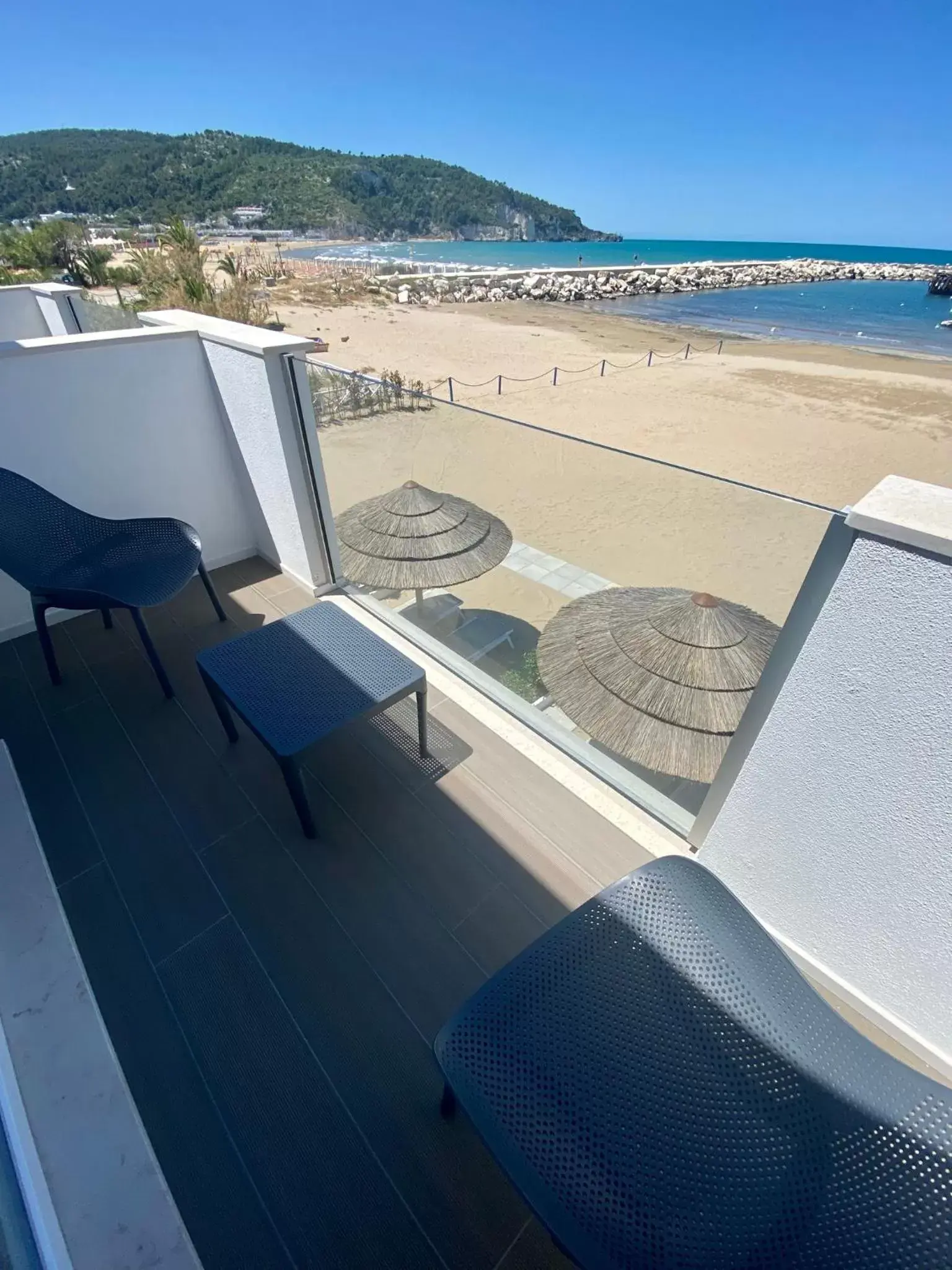 Balcony/Terrace in Marina Bay Suites