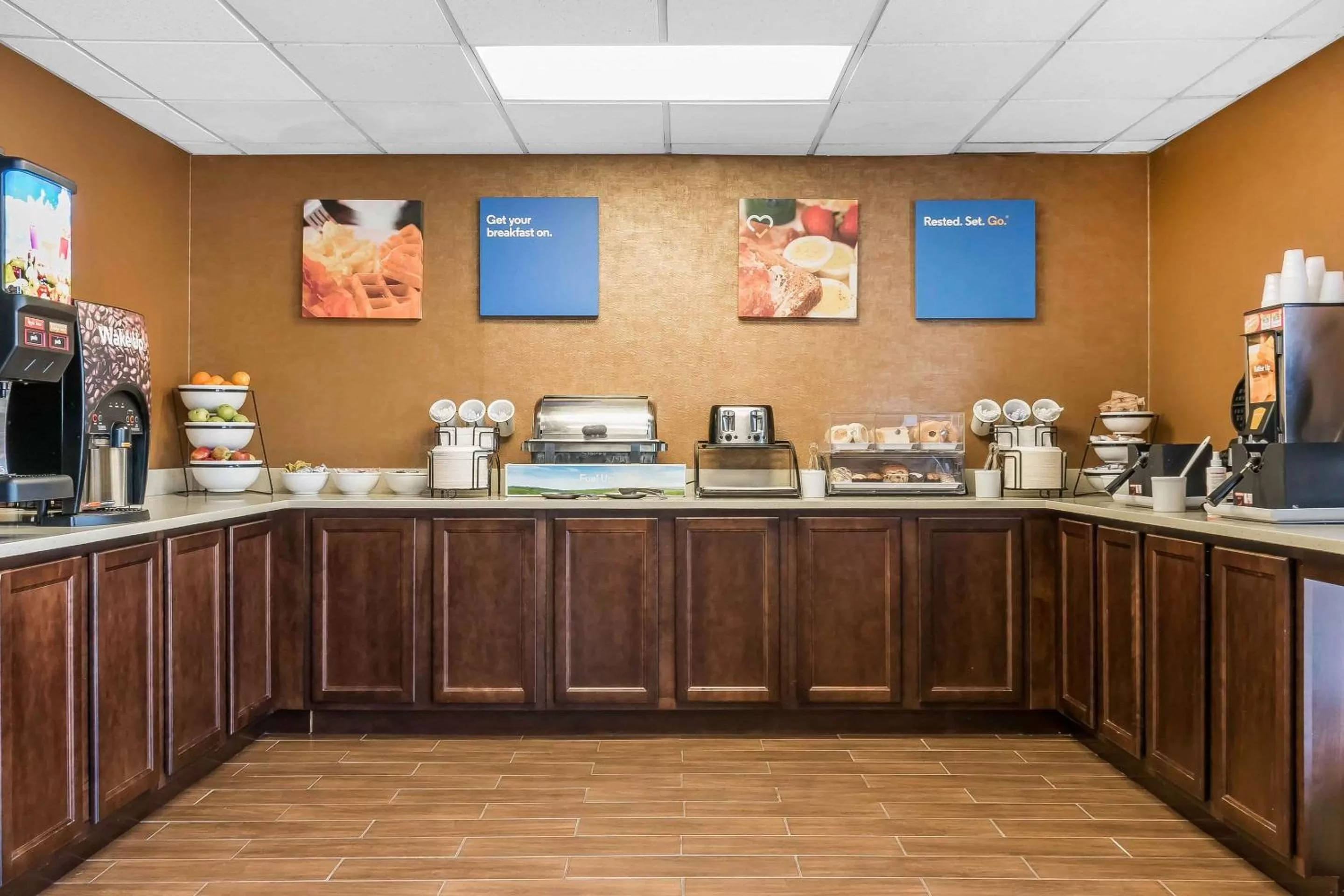 Restaurant/places to eat in Comfort Inn Pine Grove I-81 Hershey Area