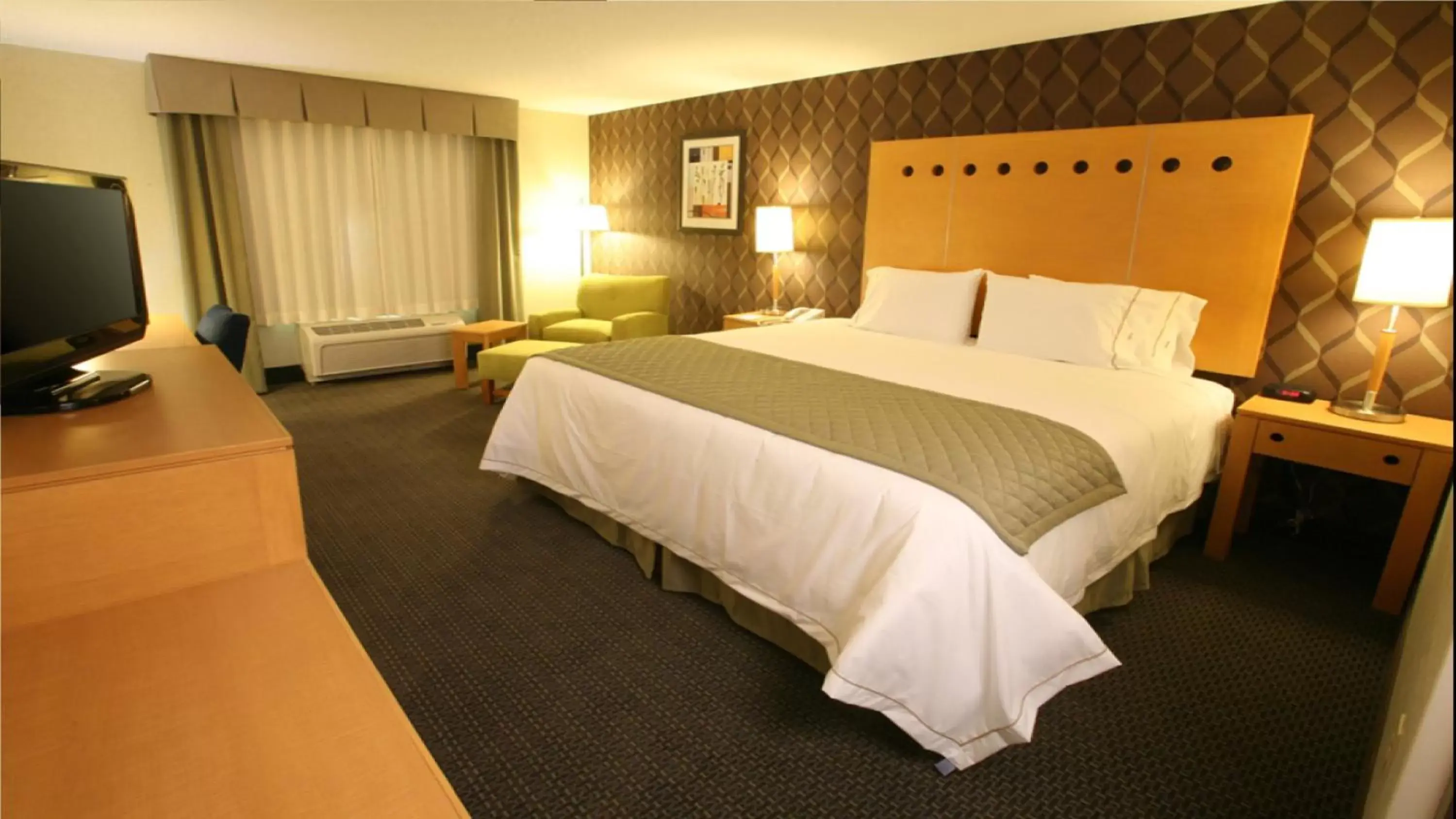 Photo of the whole room, Bed in Holiday Inn Express & Suites Monterrey Aeropuerto, an IHG Hotel