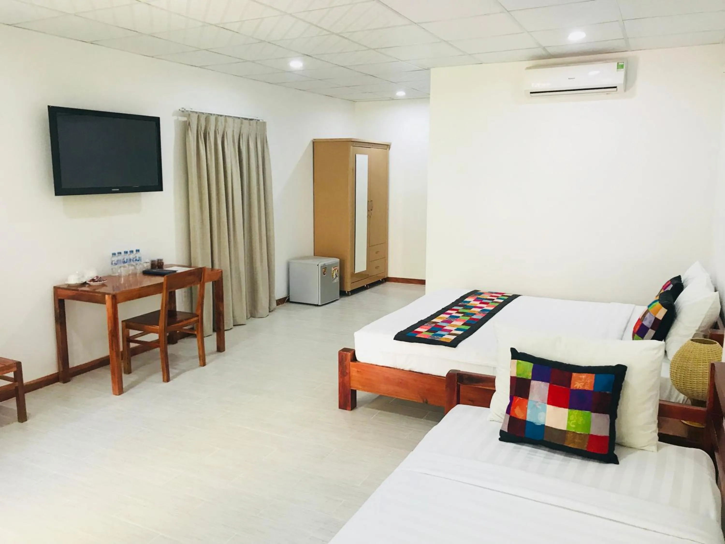 Bedroom, TV/Entertainment Center in Ananda Resort