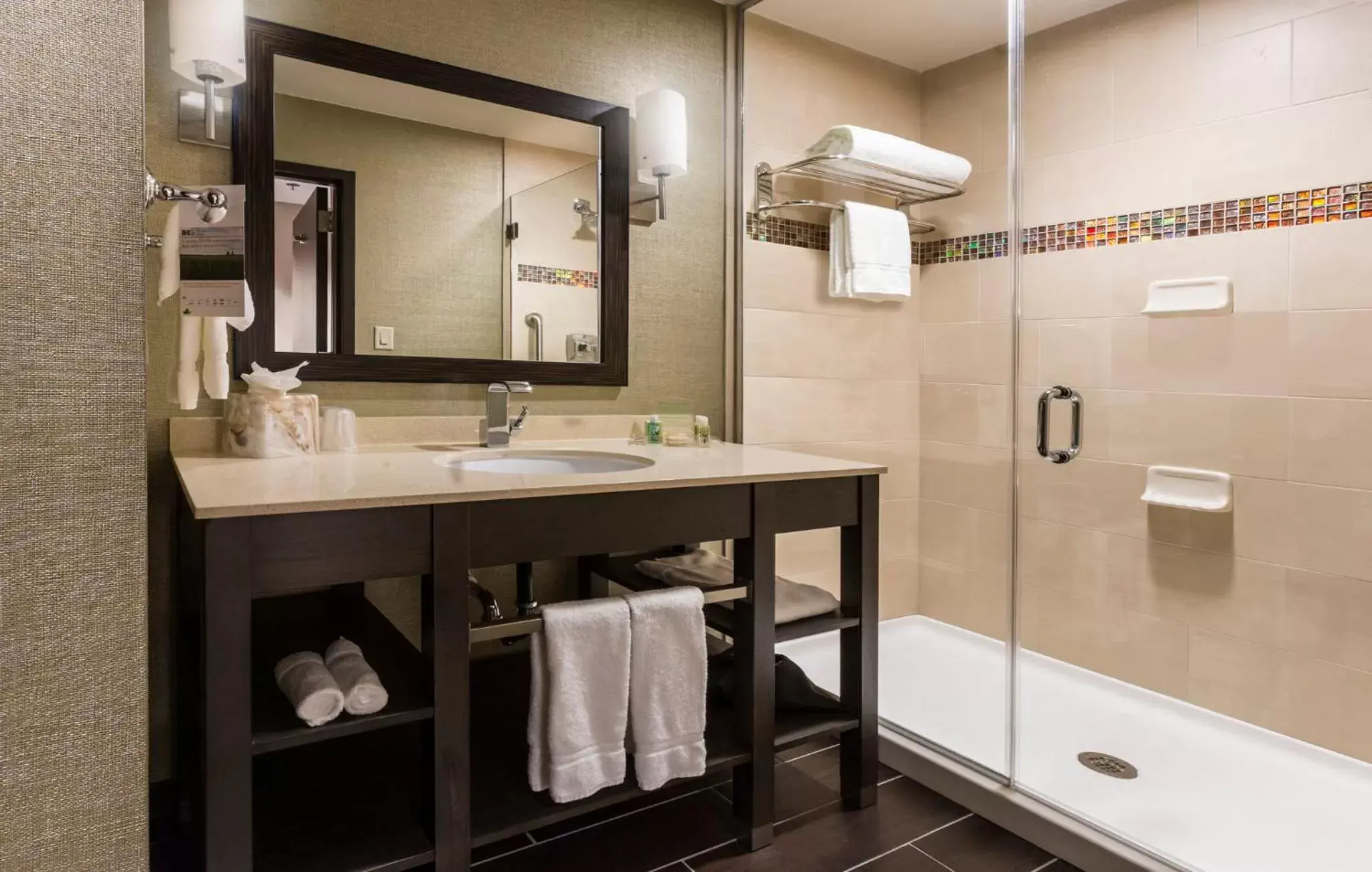 Bathroom in Crowne Plaza Shenandoah - The Woodlands