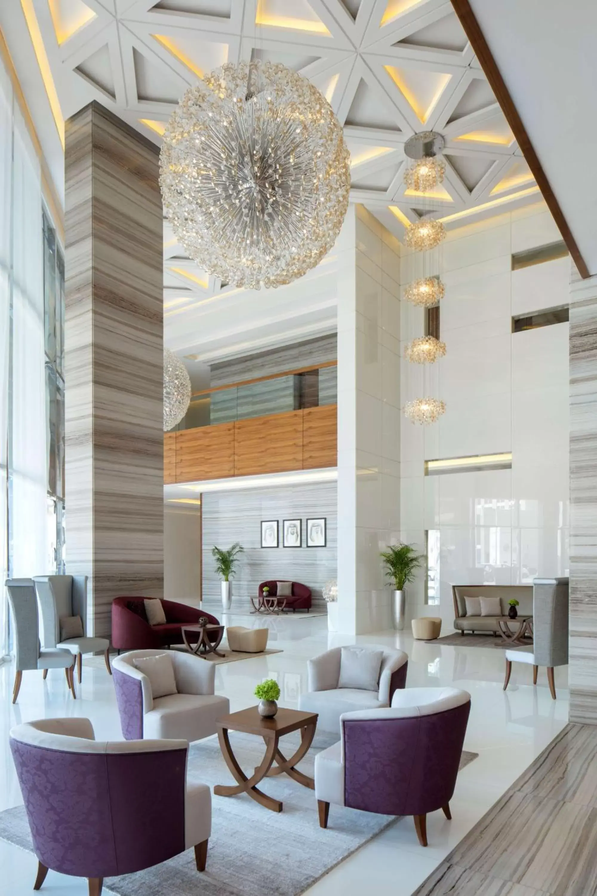 Lobby or reception, Restaurant/Places to Eat in Radisson Blu Hotel, Dubai Waterfront