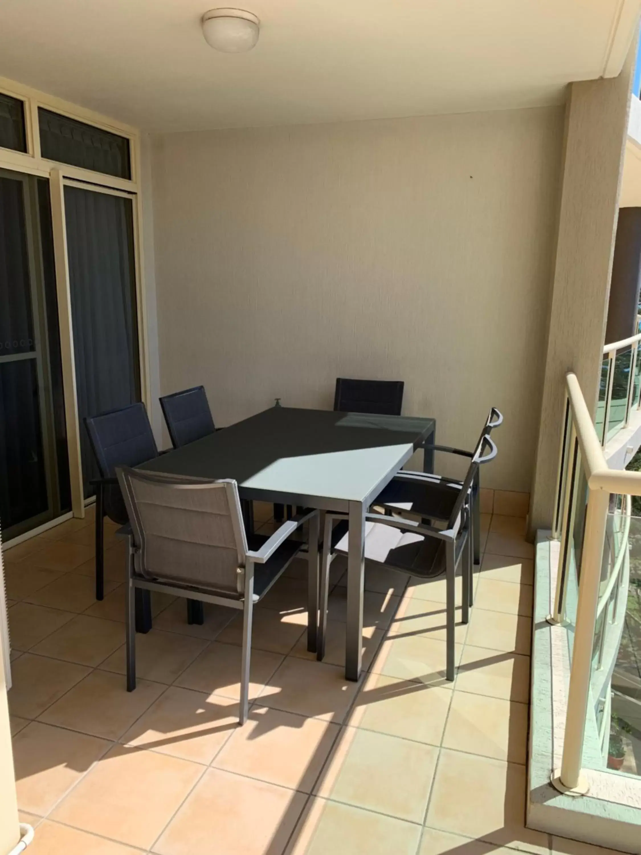 Balcony/Terrace, Dining Area in Northpoint Apartments