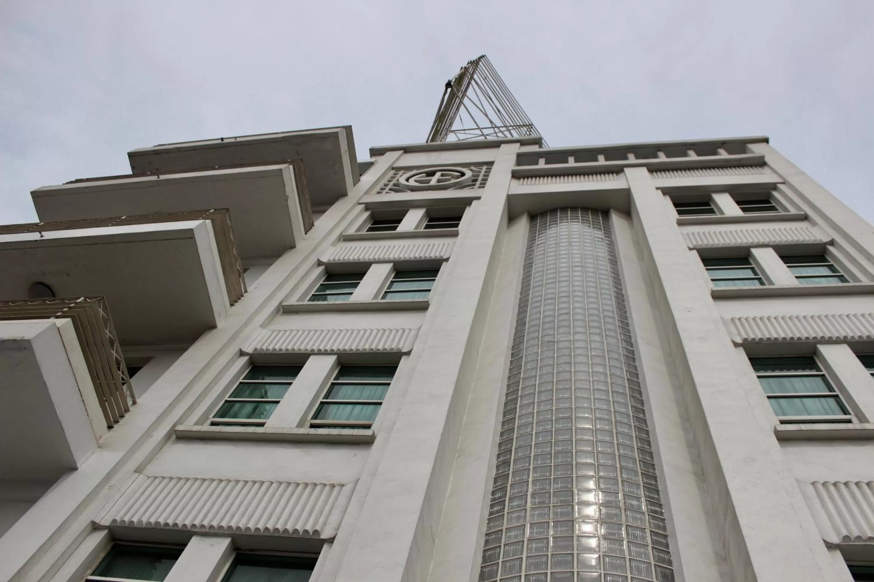 Property building in Hotel Plaza del Arco Express