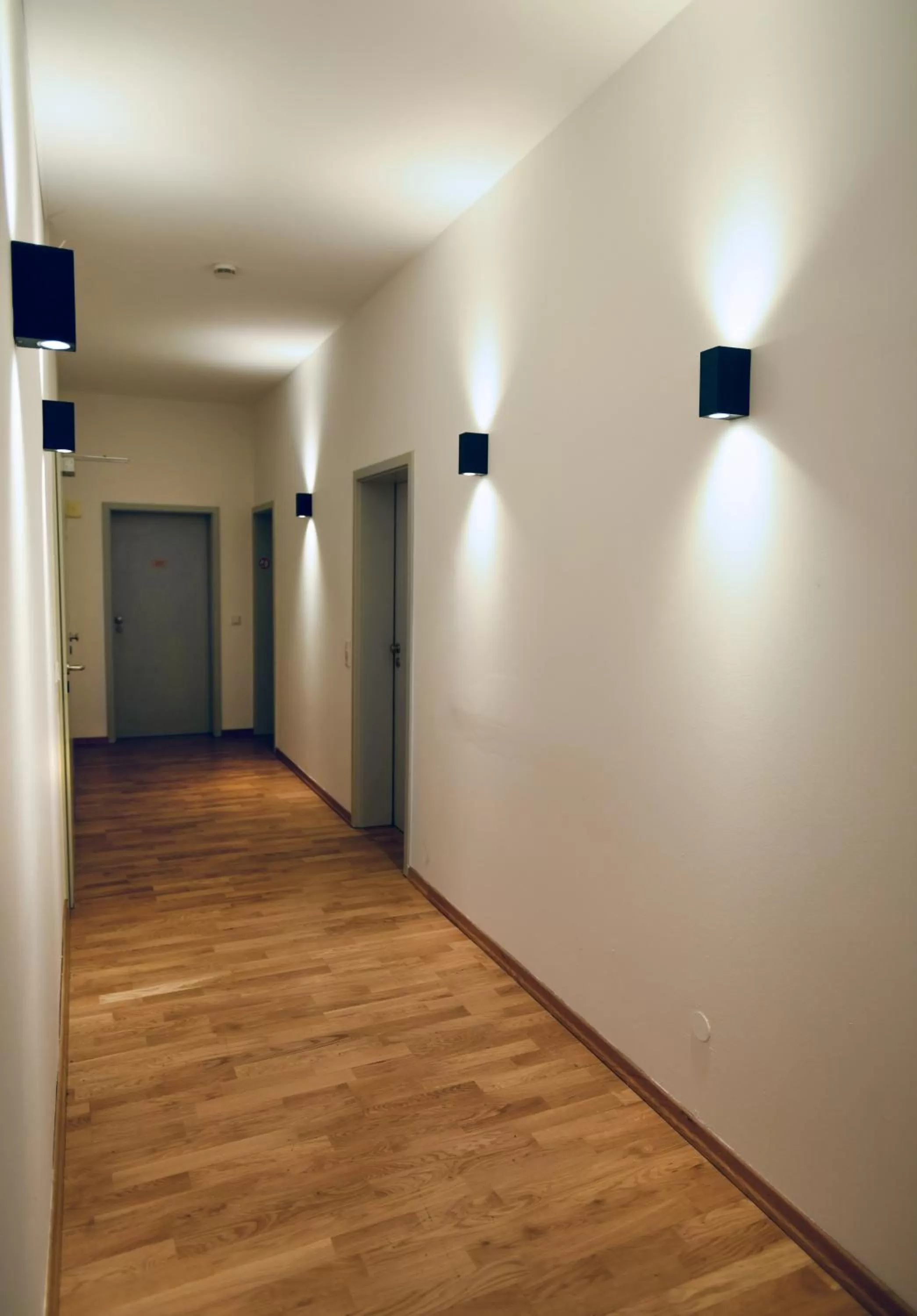 Property building in Hotel Apadana Frankfurt