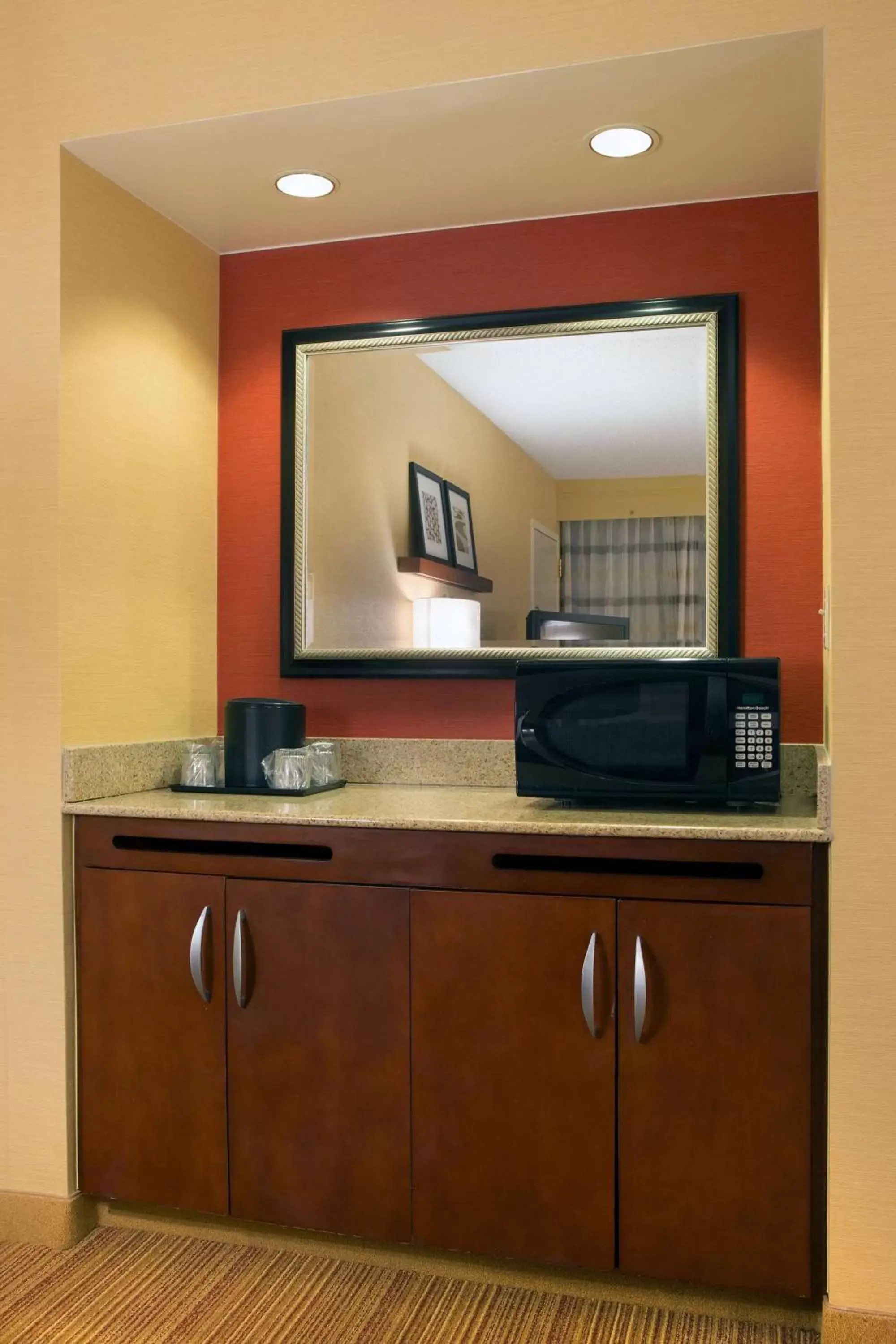 Photo of the whole room, Bathroom in Sonesta Select Scottsdale at Mayo Clinic Campus