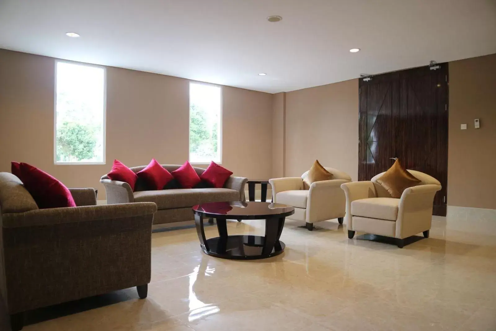 Seating Area in ASTON Tanjung Pinang Hotel & Conference Center