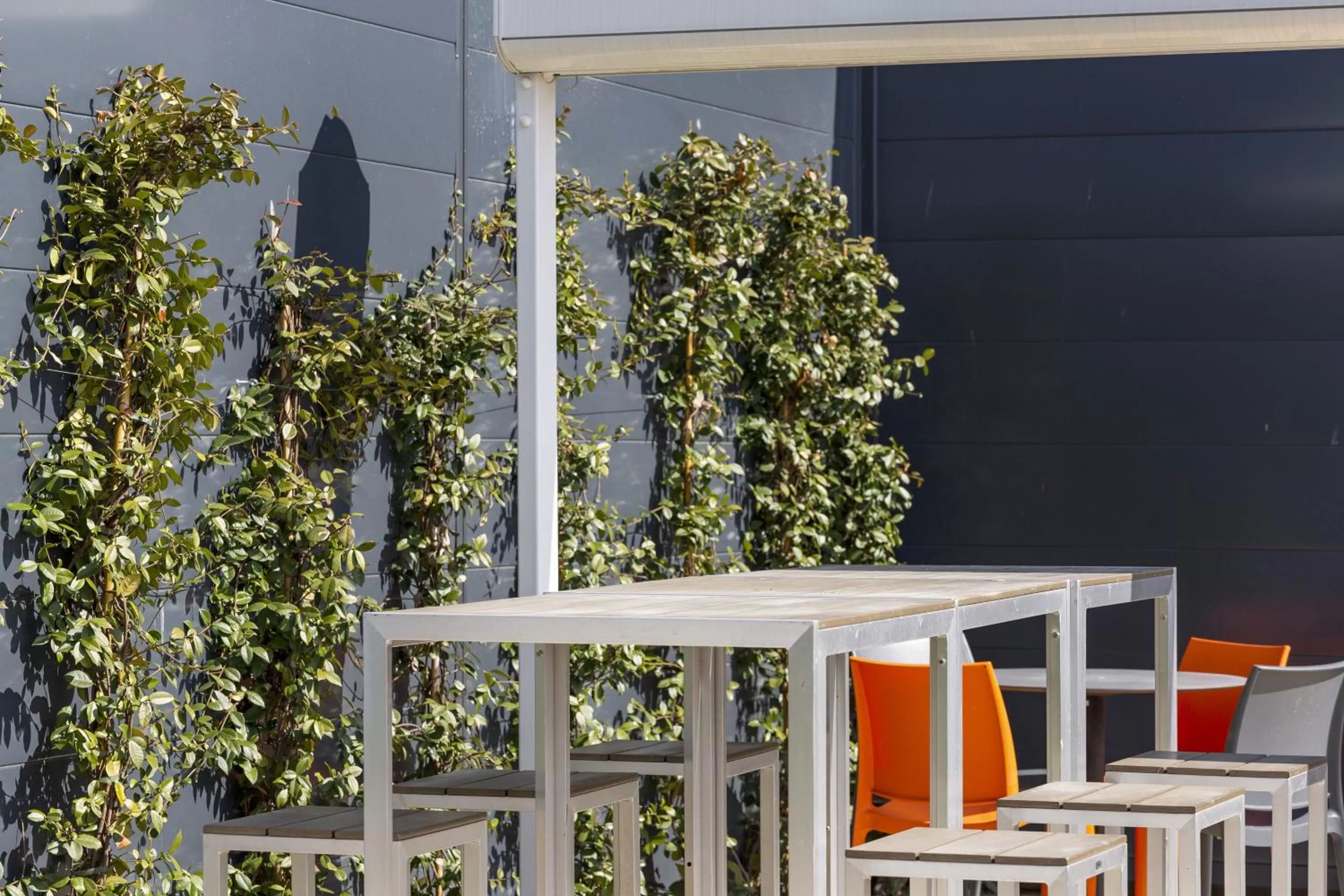 Patio in Campanile Chartres