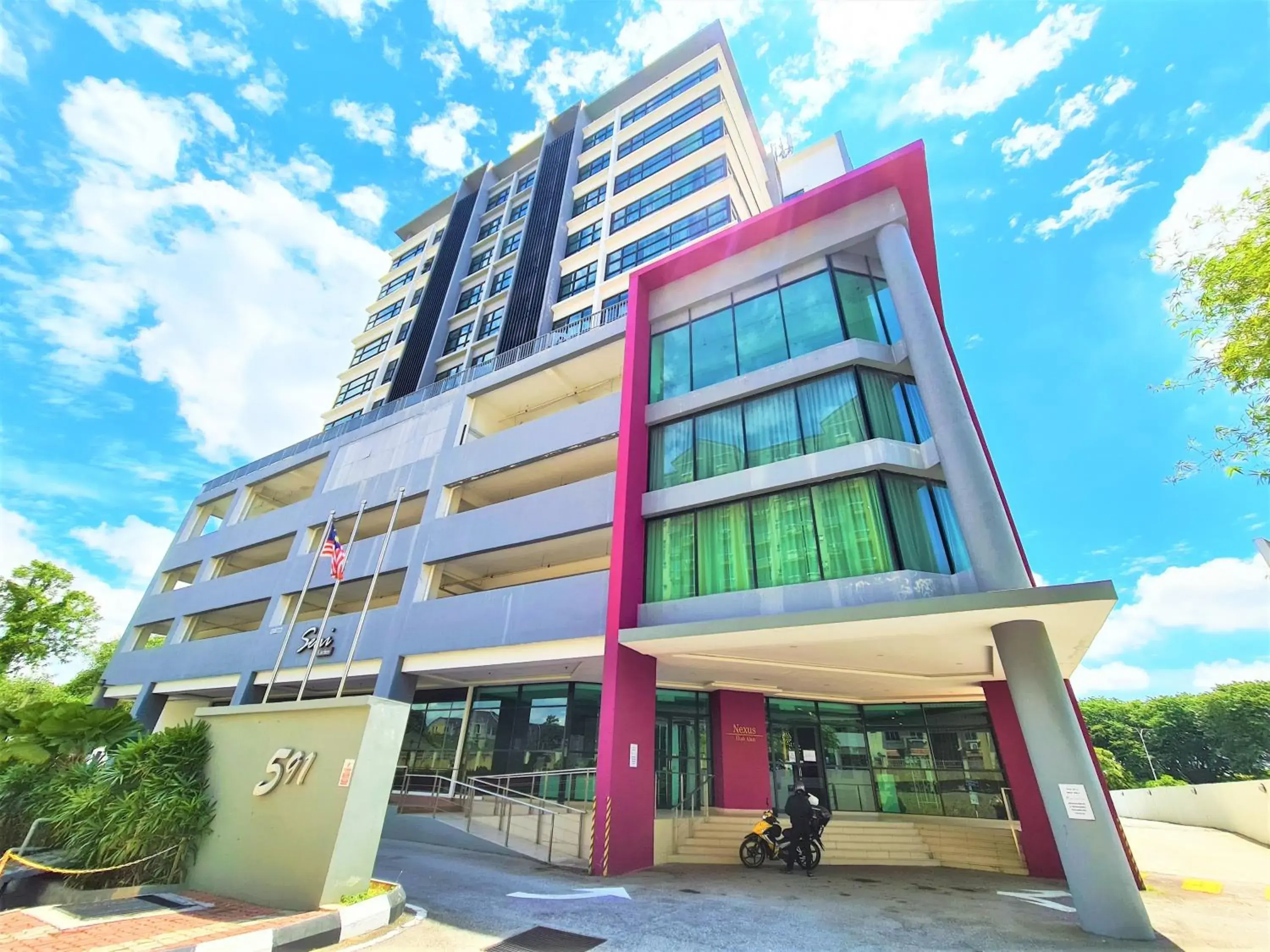 Nexus Regency Suites & Hotel Nexus Regency Suites & Hotel