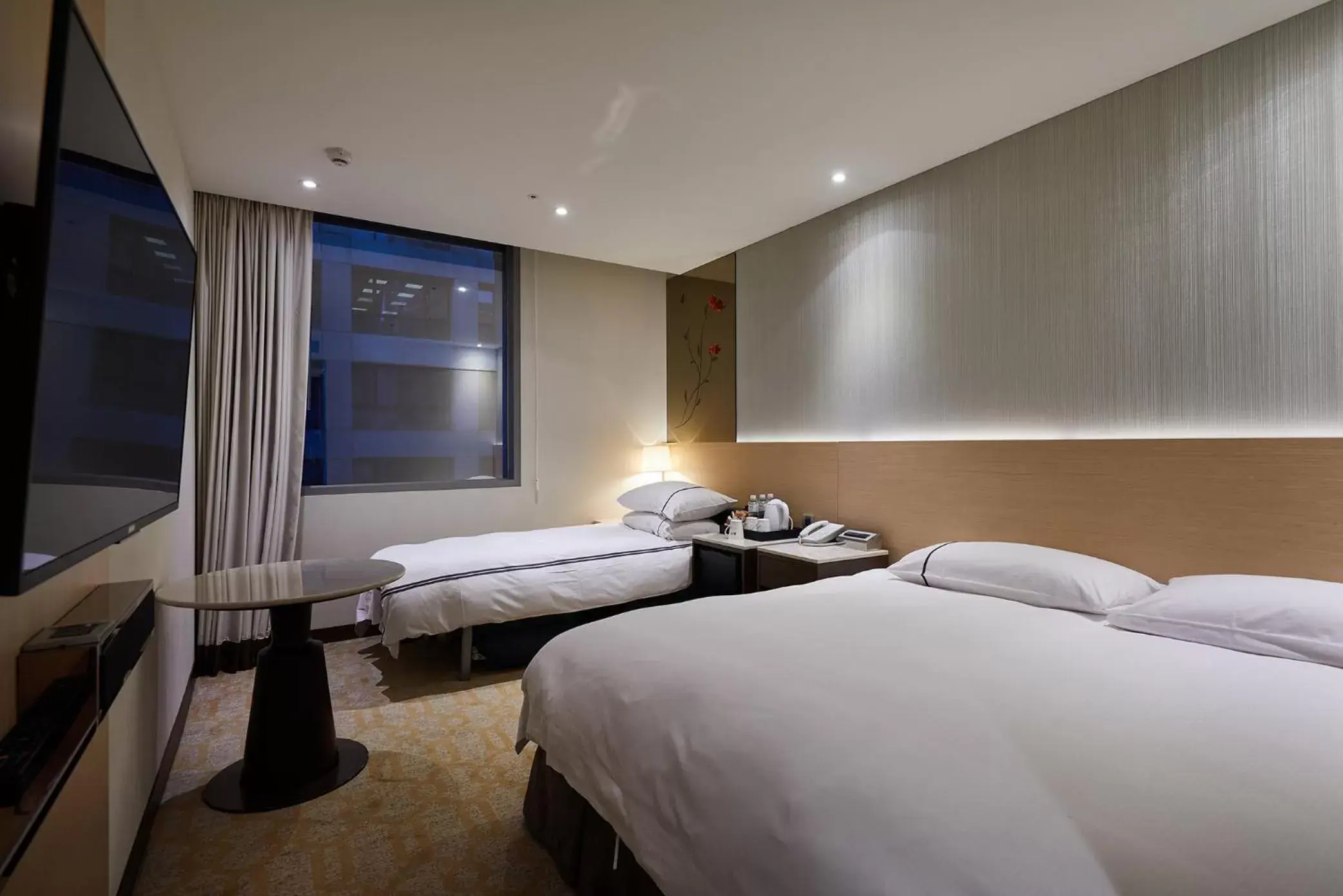 Photo of the whole room, Bed in K Hotel Tianjin