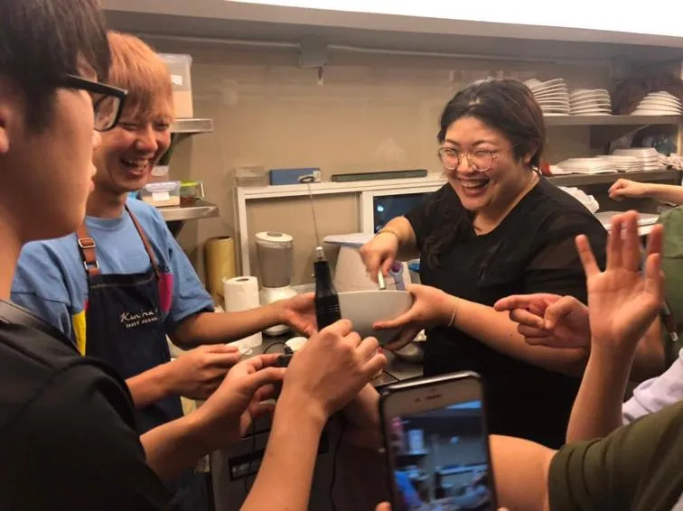 Kinnon Deluxe Hostel Coworking Cafe