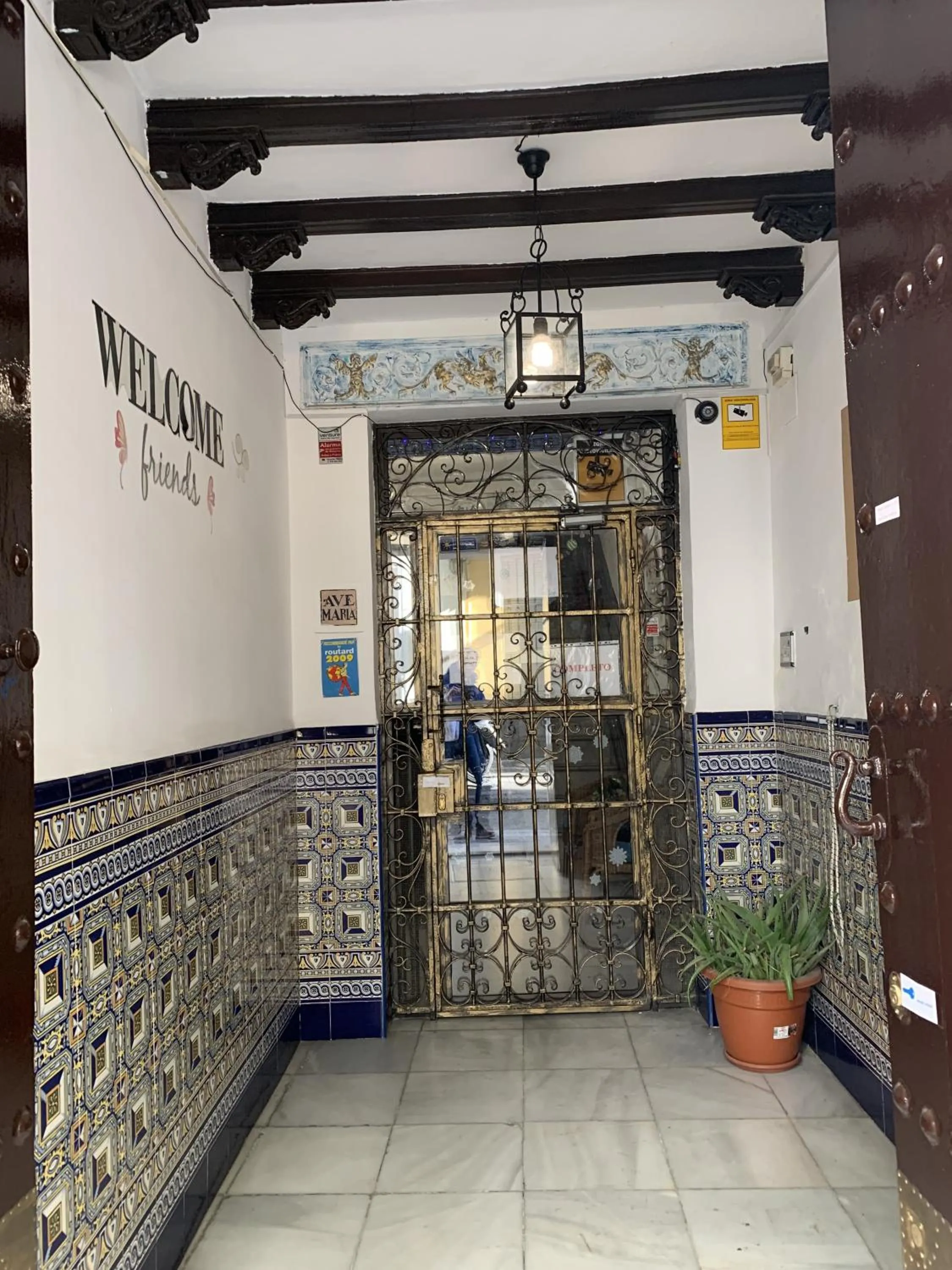 Facade/entrance in Giraldilla