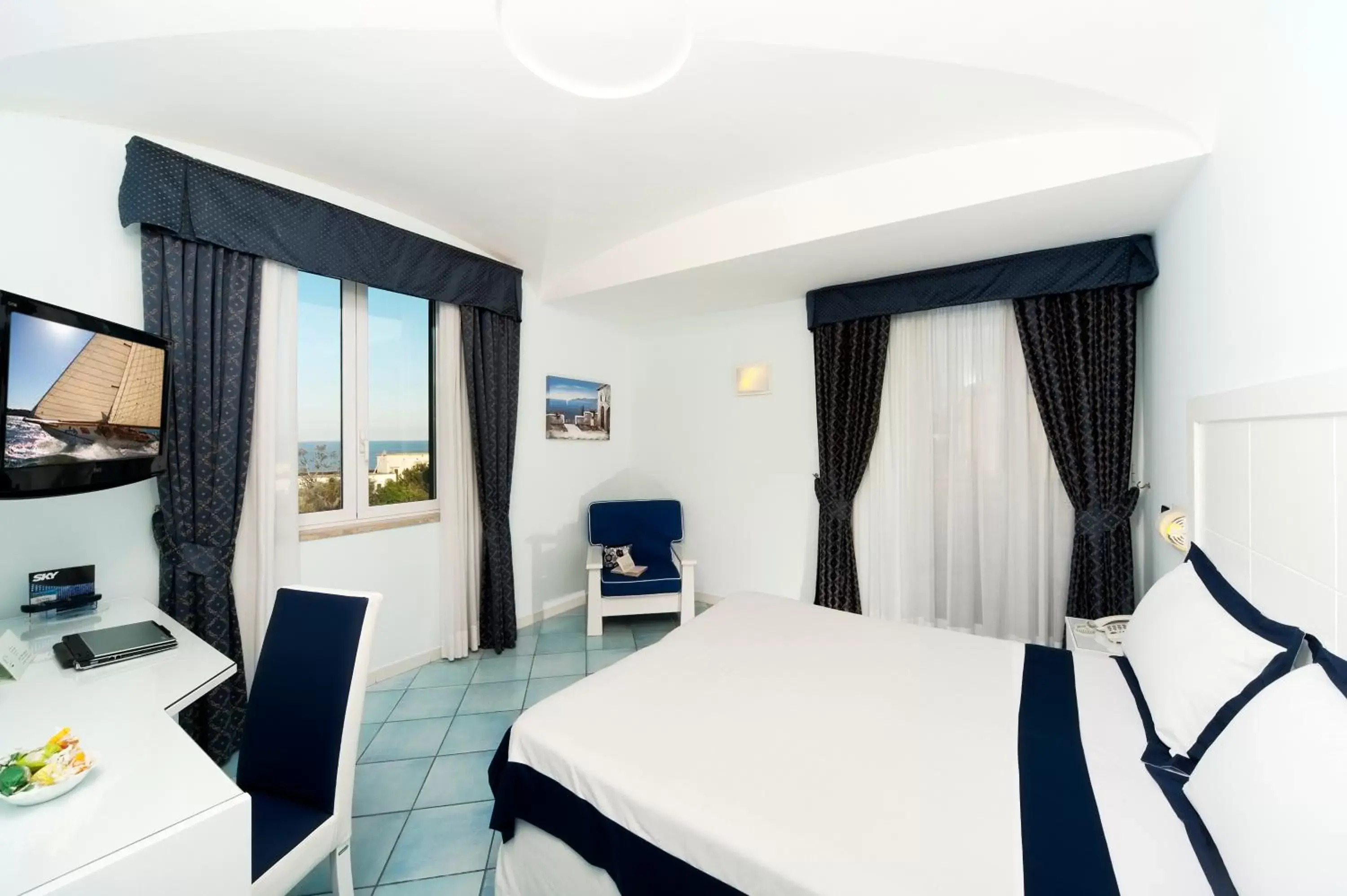 Photo of the whole room in Hotel Villa Durrueli Resort & Spa