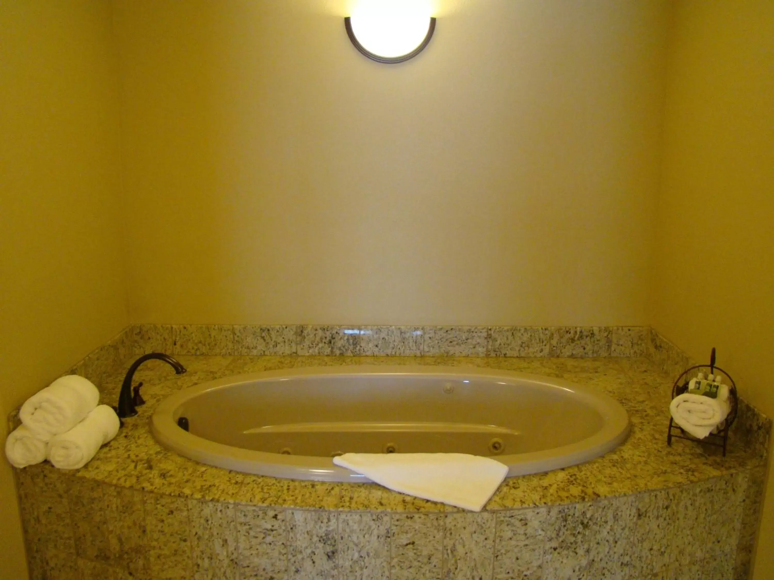 Bathroom in StoneCreek Lodge