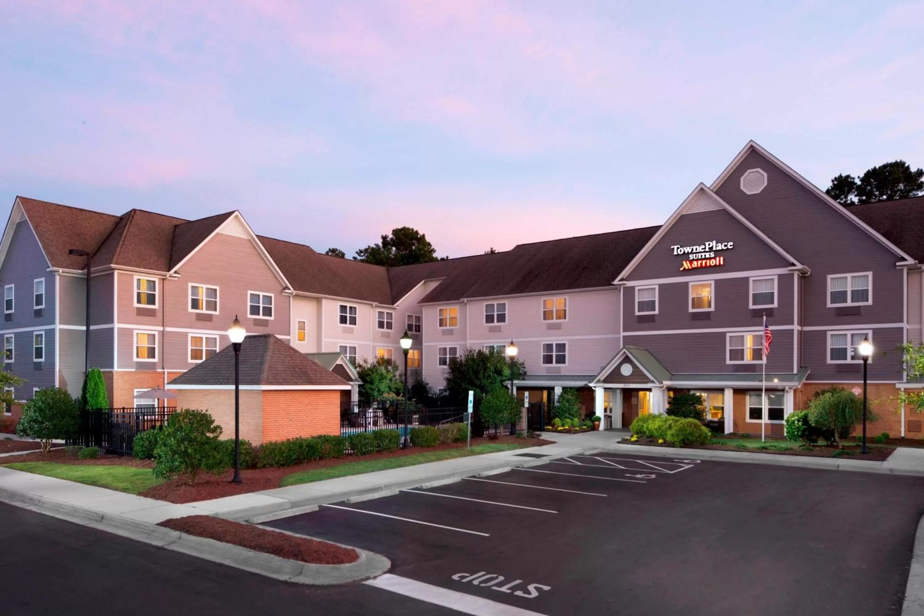 Property building in TownePlace Suites by Marriott Jacksonville