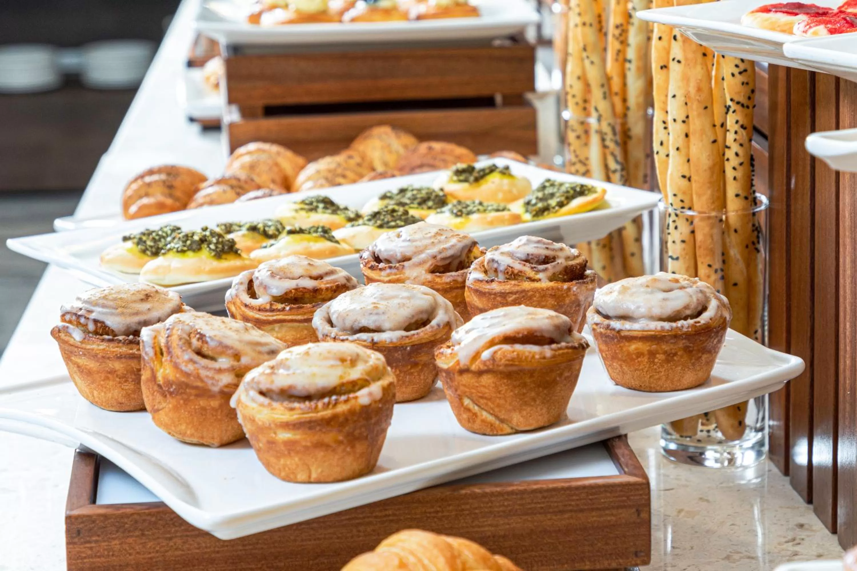 Restaurant/places to eat in Seven Gardens Hotel Al Narjis