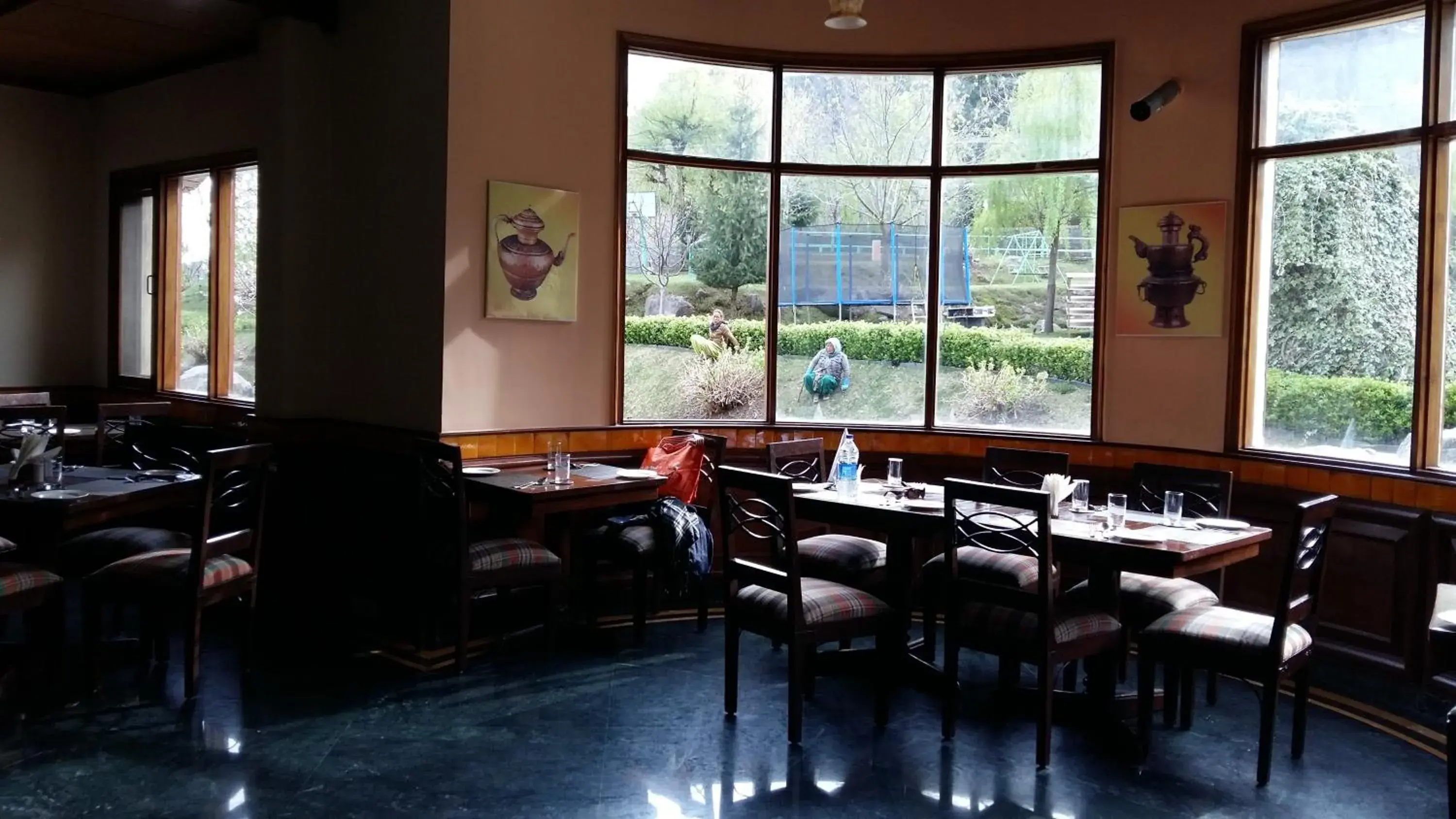 Restaurant/places to eat in Solang Valley Resort Restaurant/places to eat in Solang Valley Resort