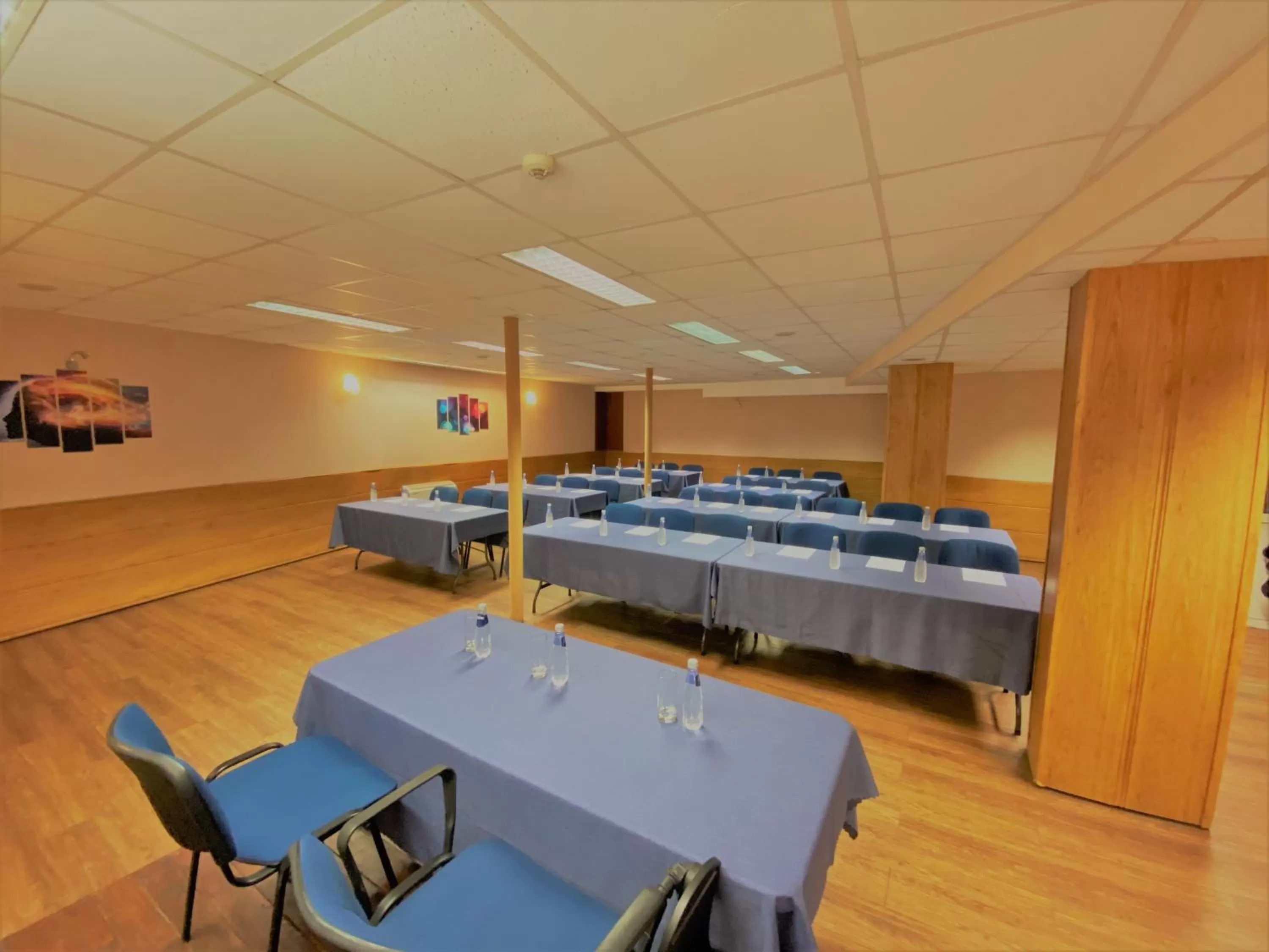 Meeting/conference room in Light Hotel