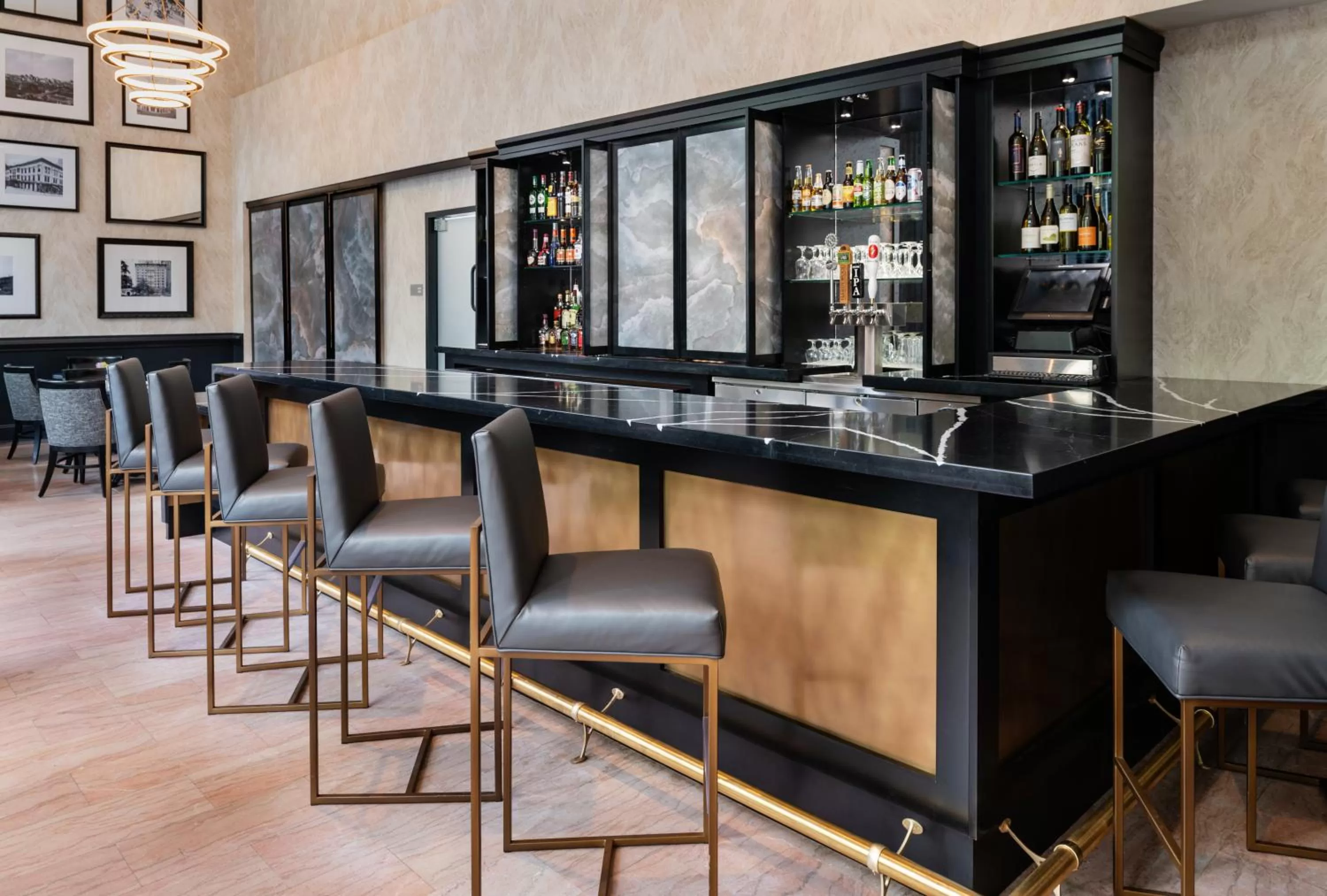 Restaurant/places to eat in The Commonwealth