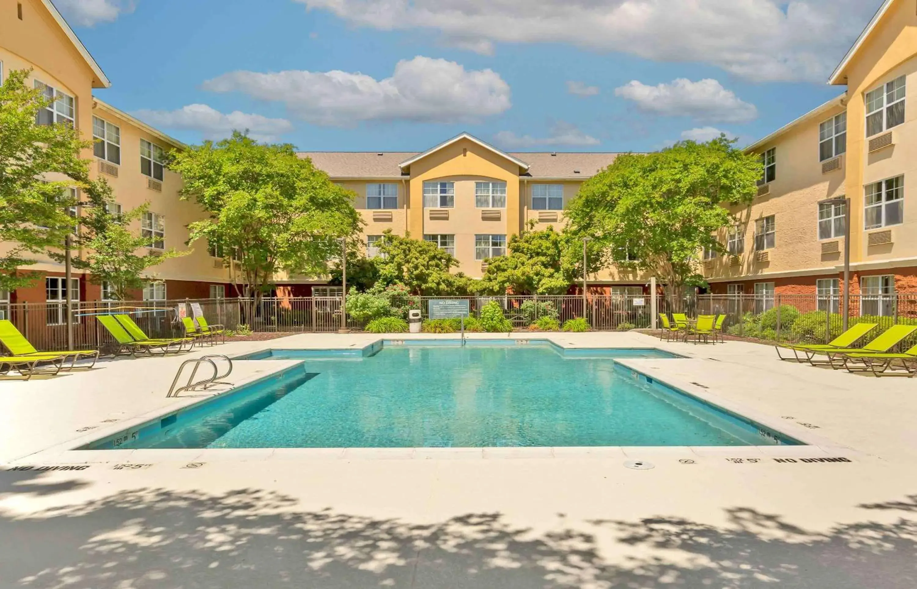 Pool view, Swimming Pool in Extended Stay America Suites - Raleigh - RTP - 4919 Miami Blvd